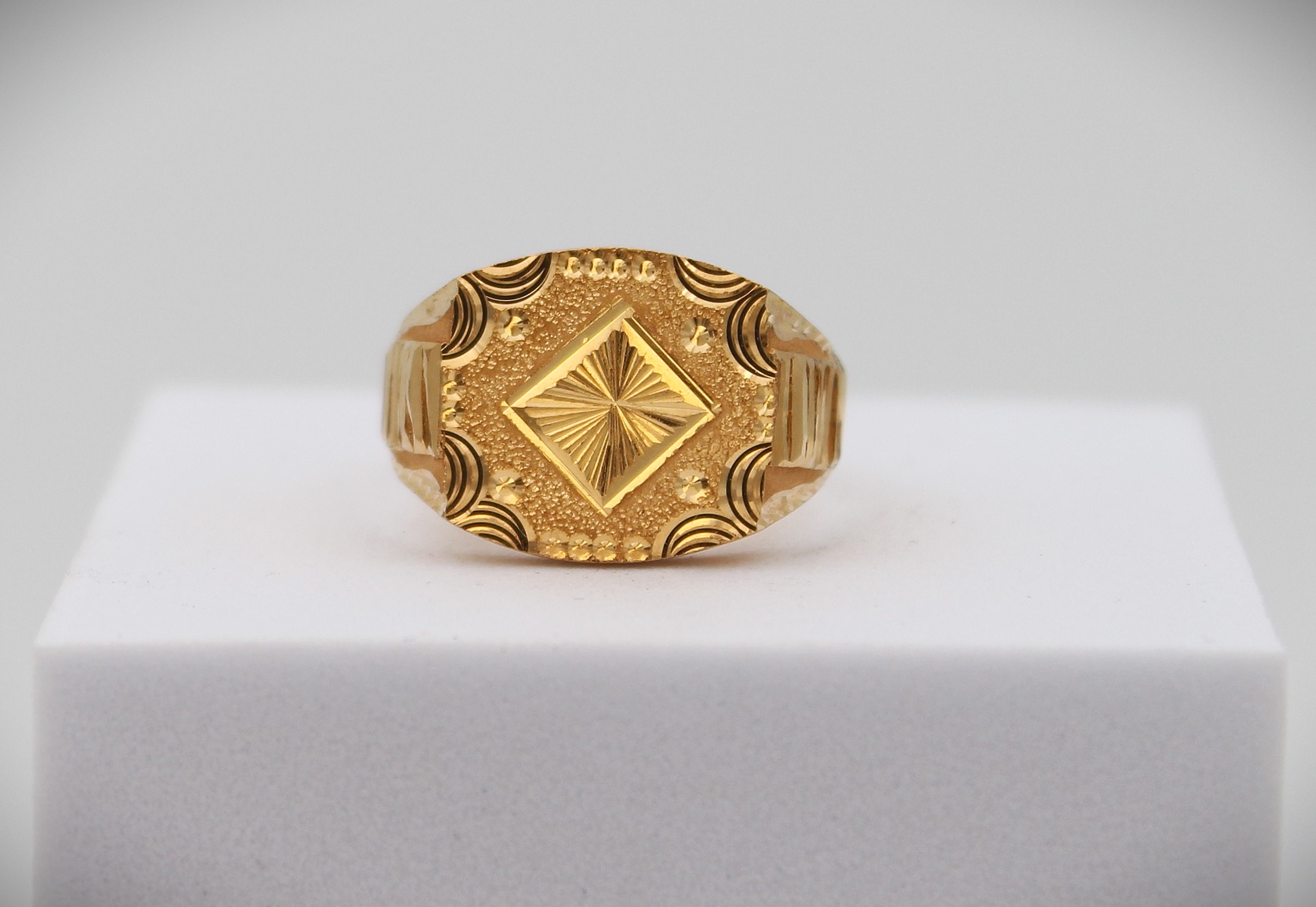GENTS RING