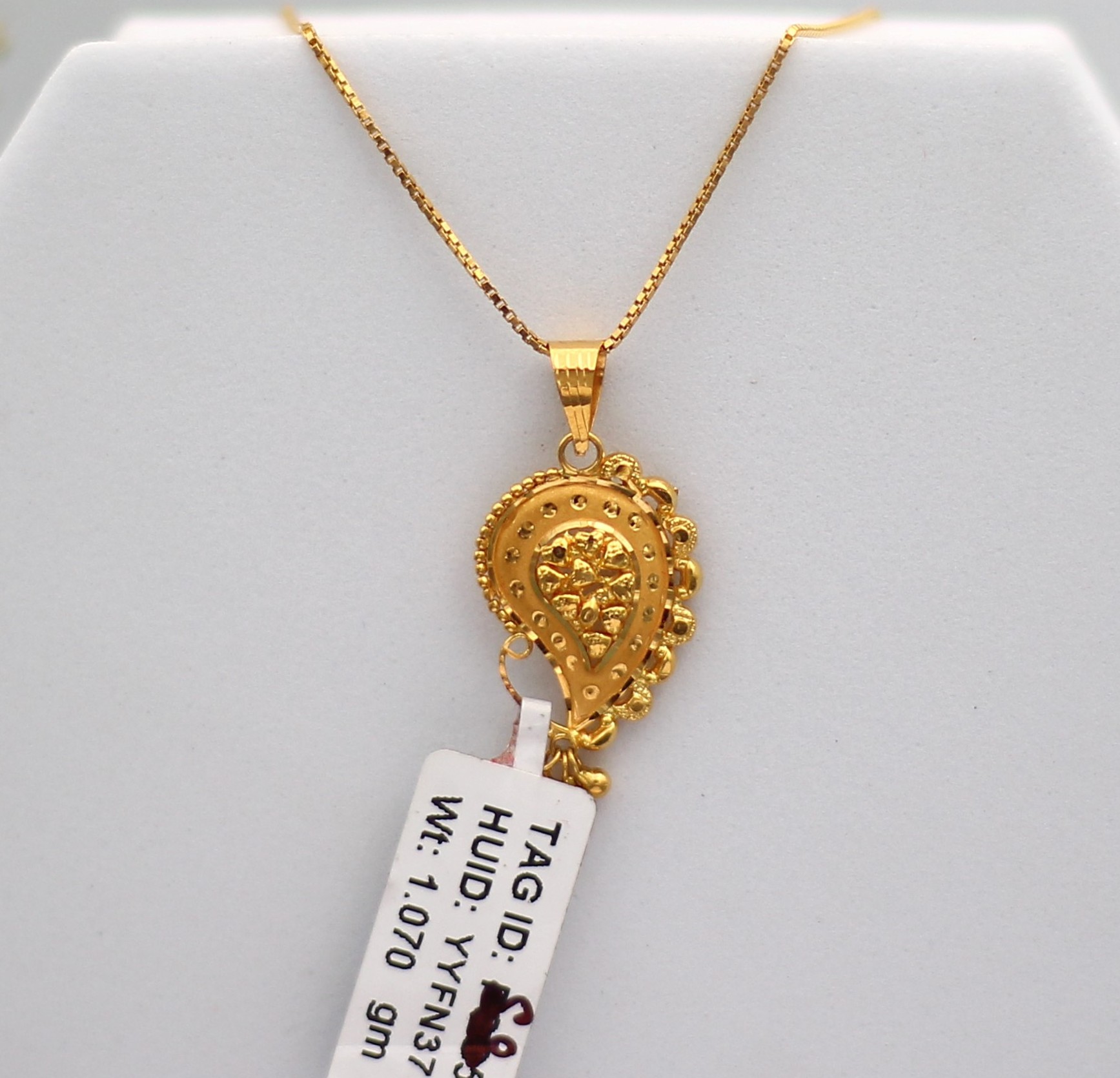 LOCKET