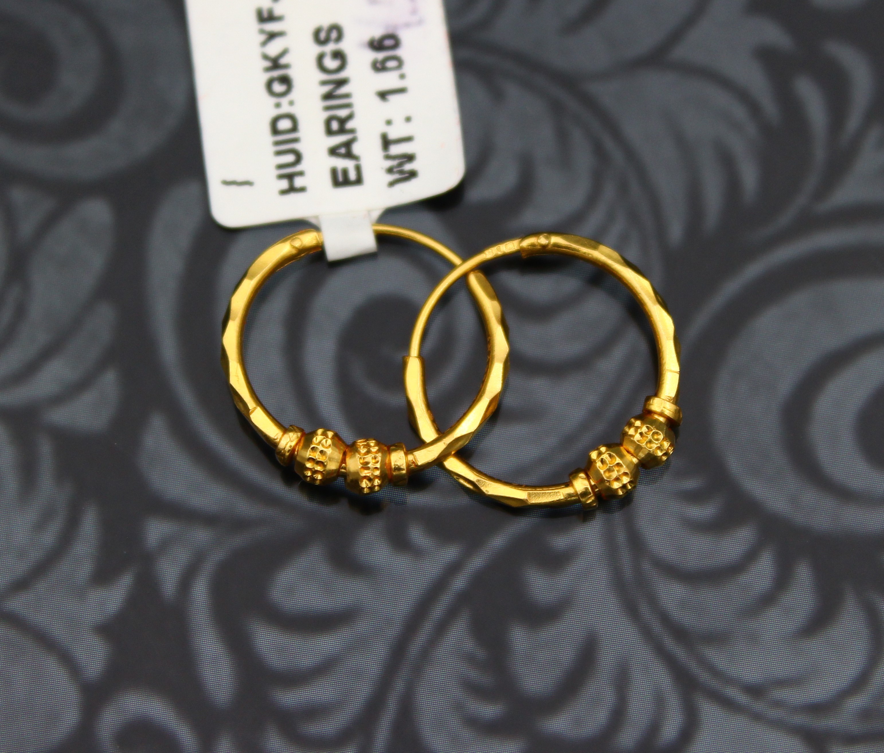 PLAIN EARRING