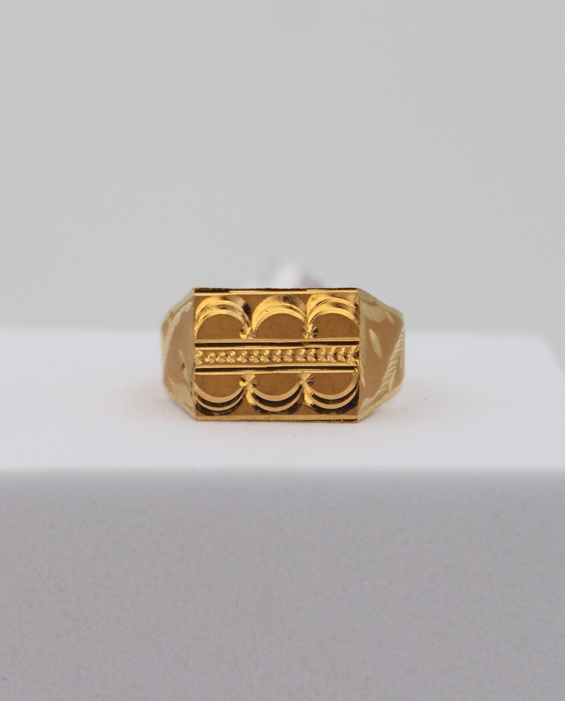 GENTS RING