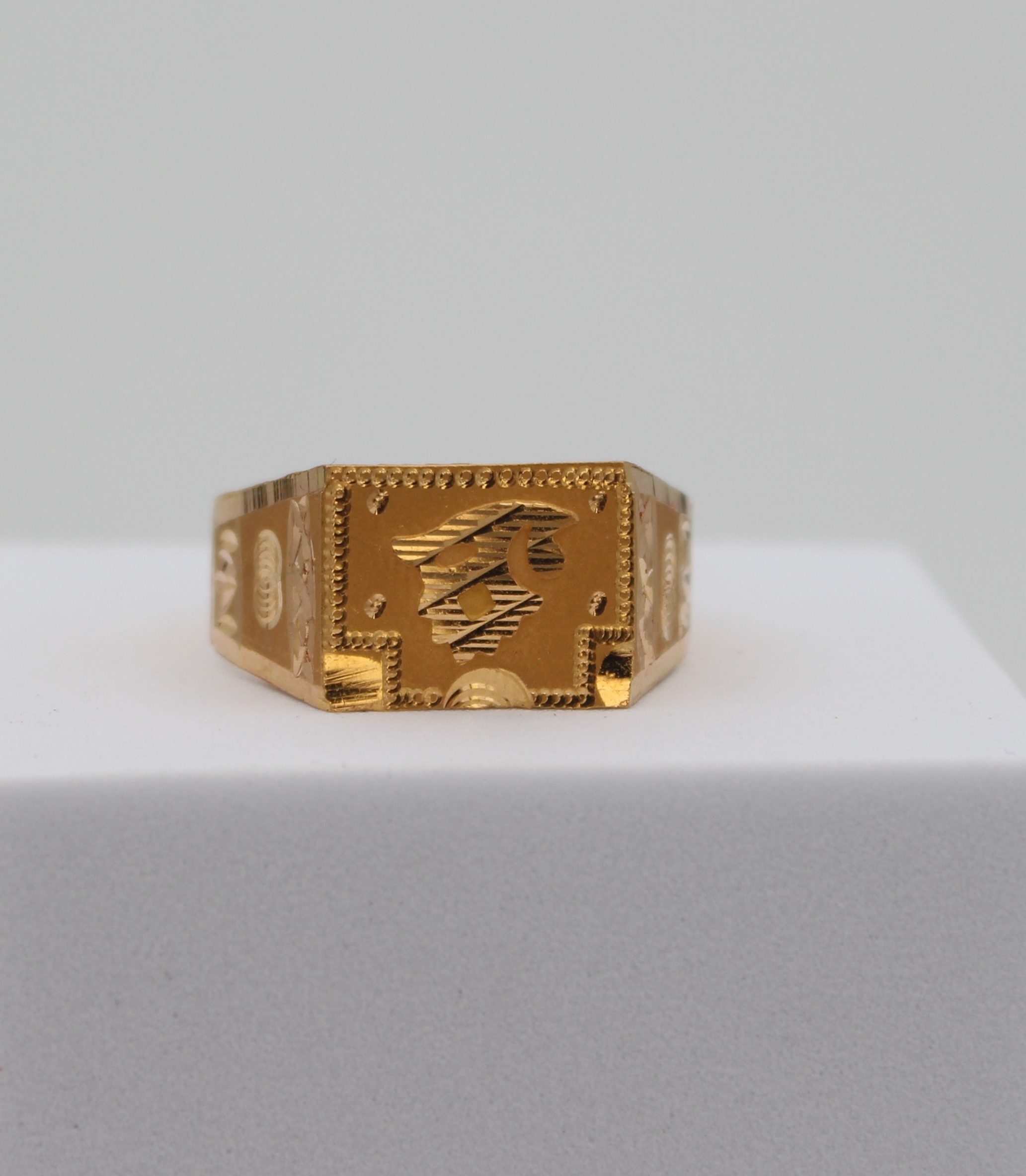 GENTS RING