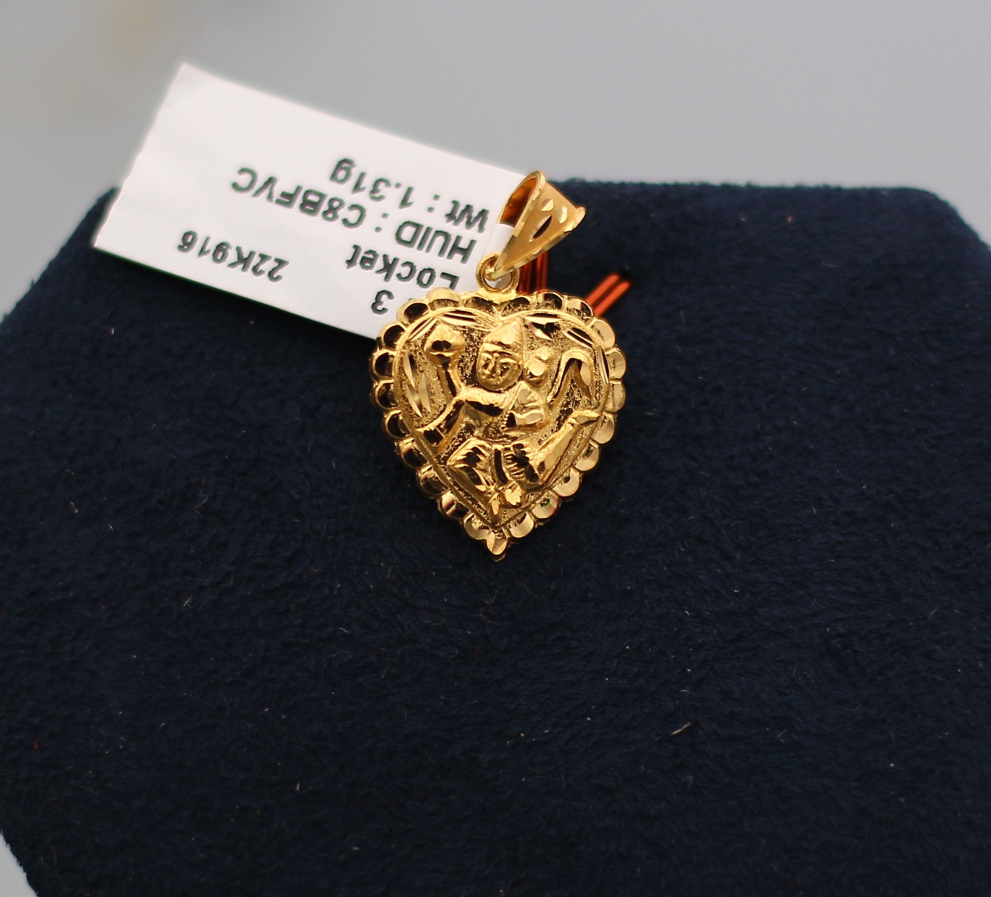 LOCKET