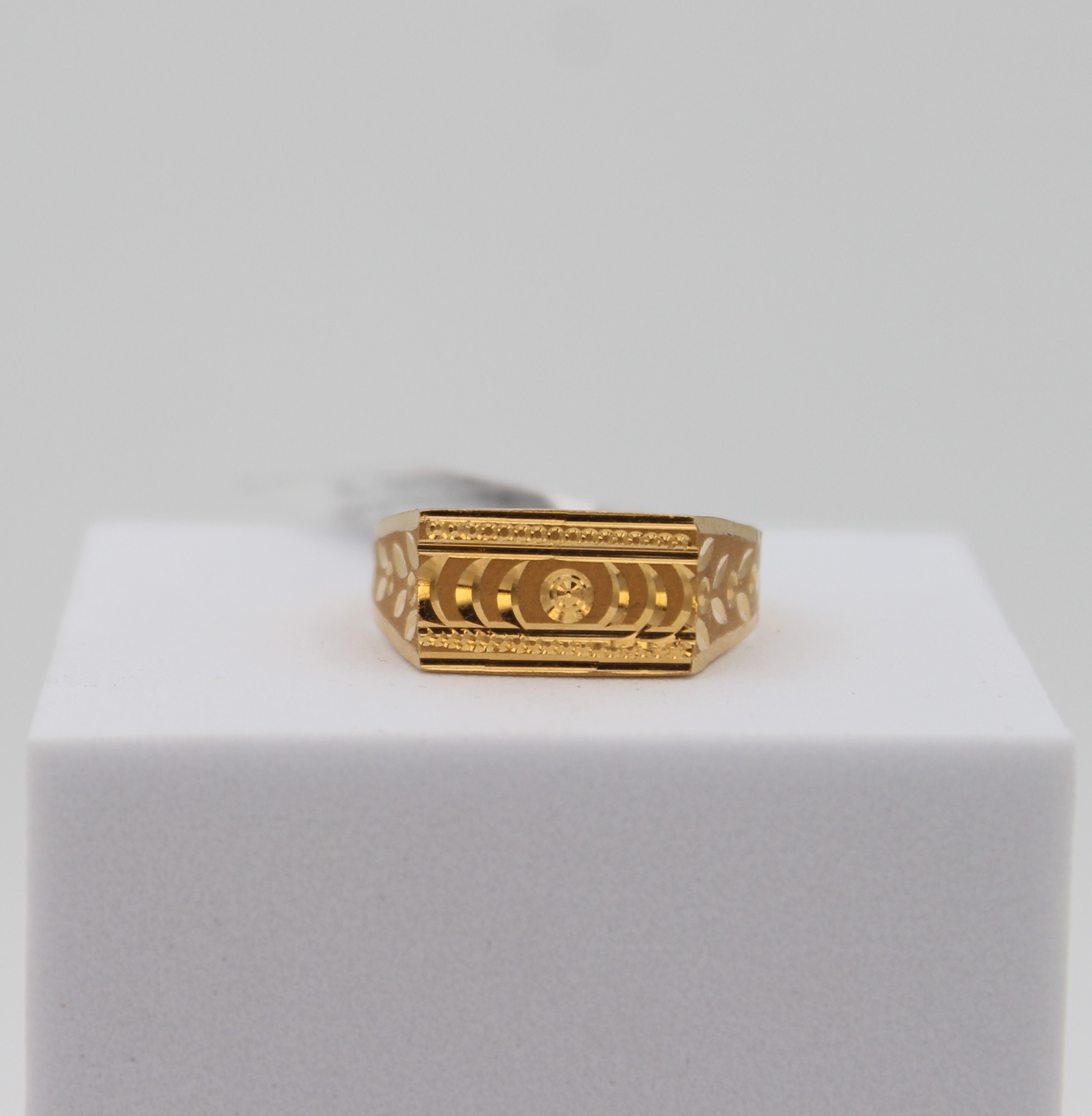 GENTS RING