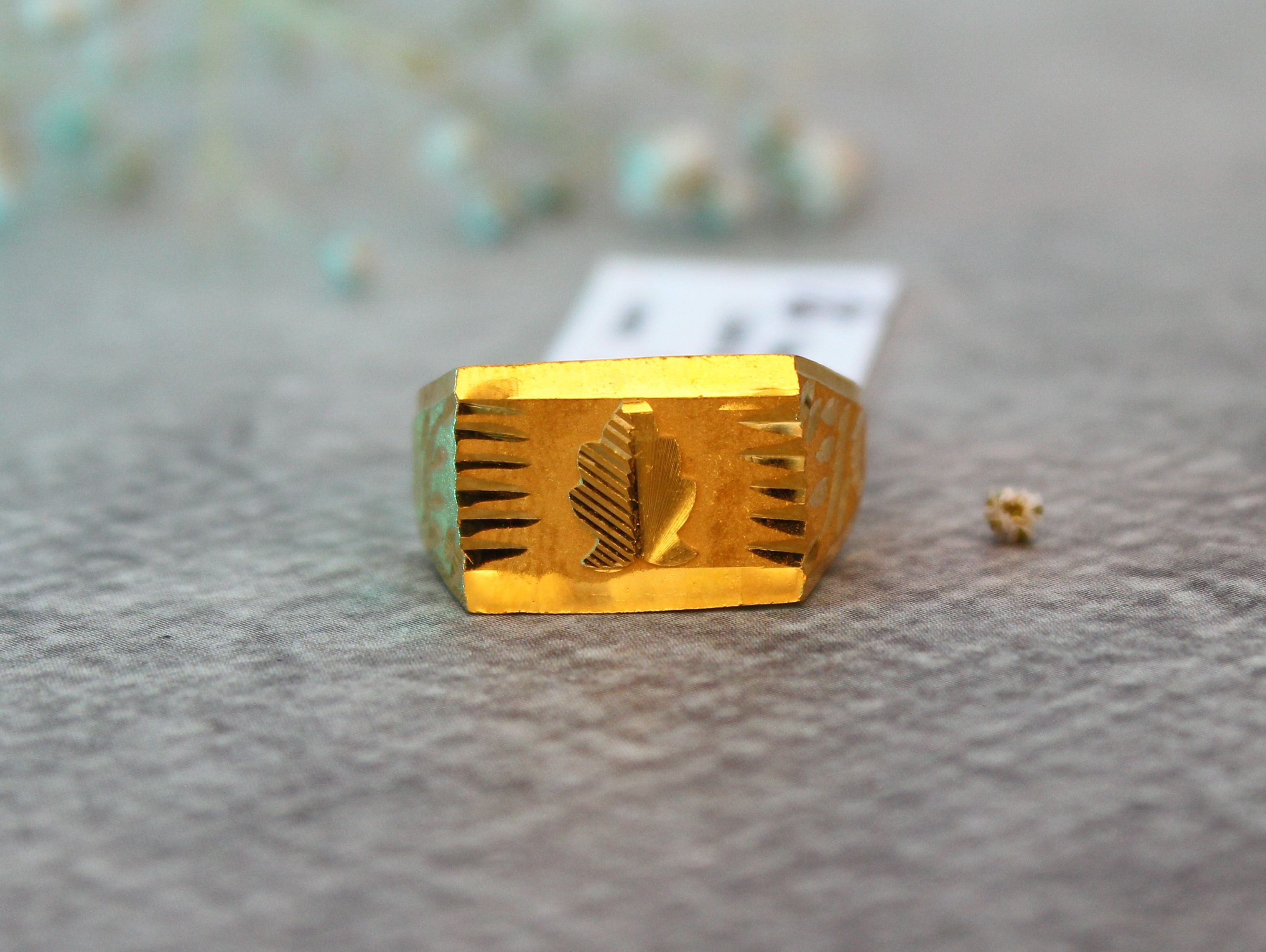 GENTS DESIGN GOLD RING 