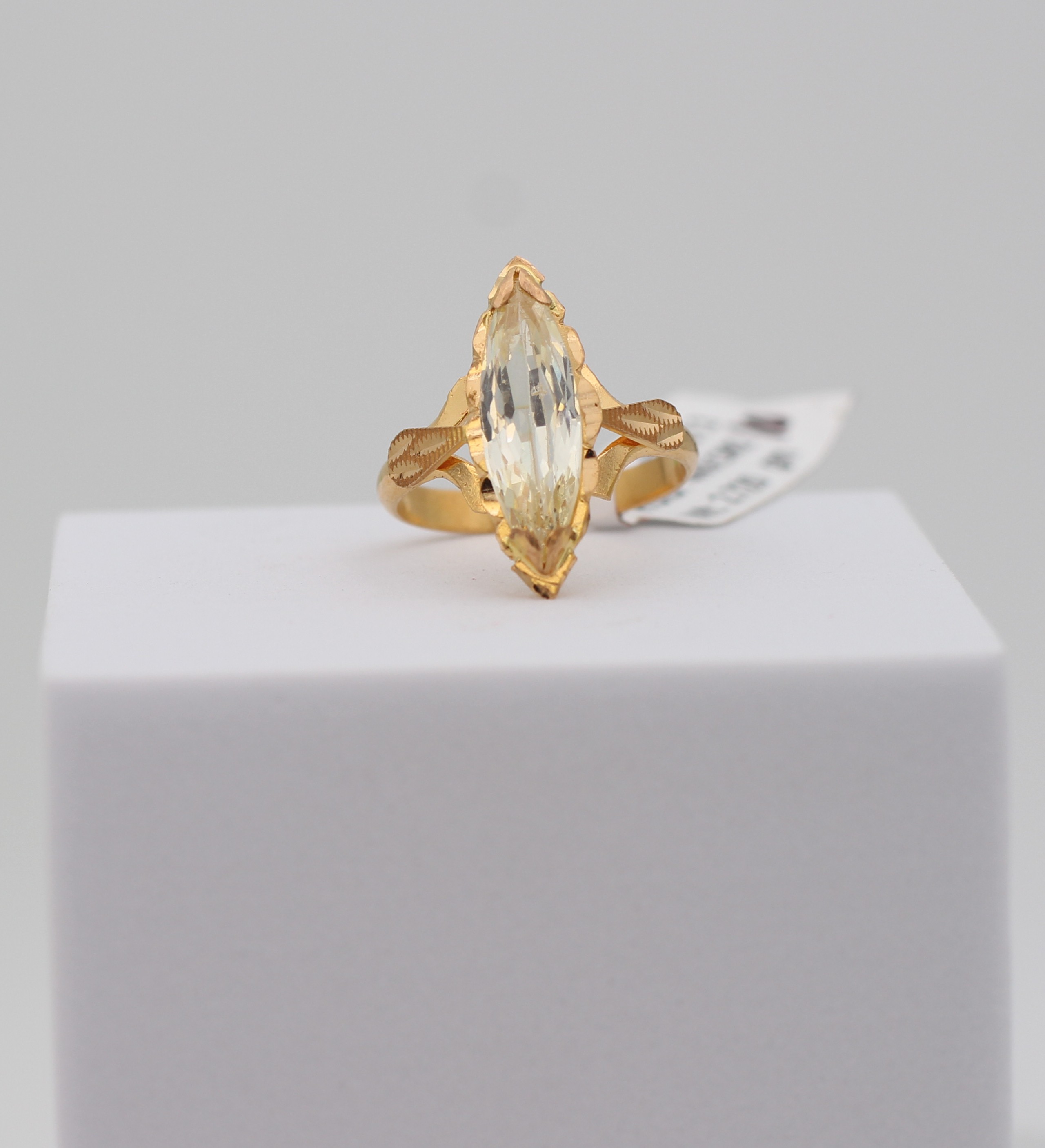 LADIES RING