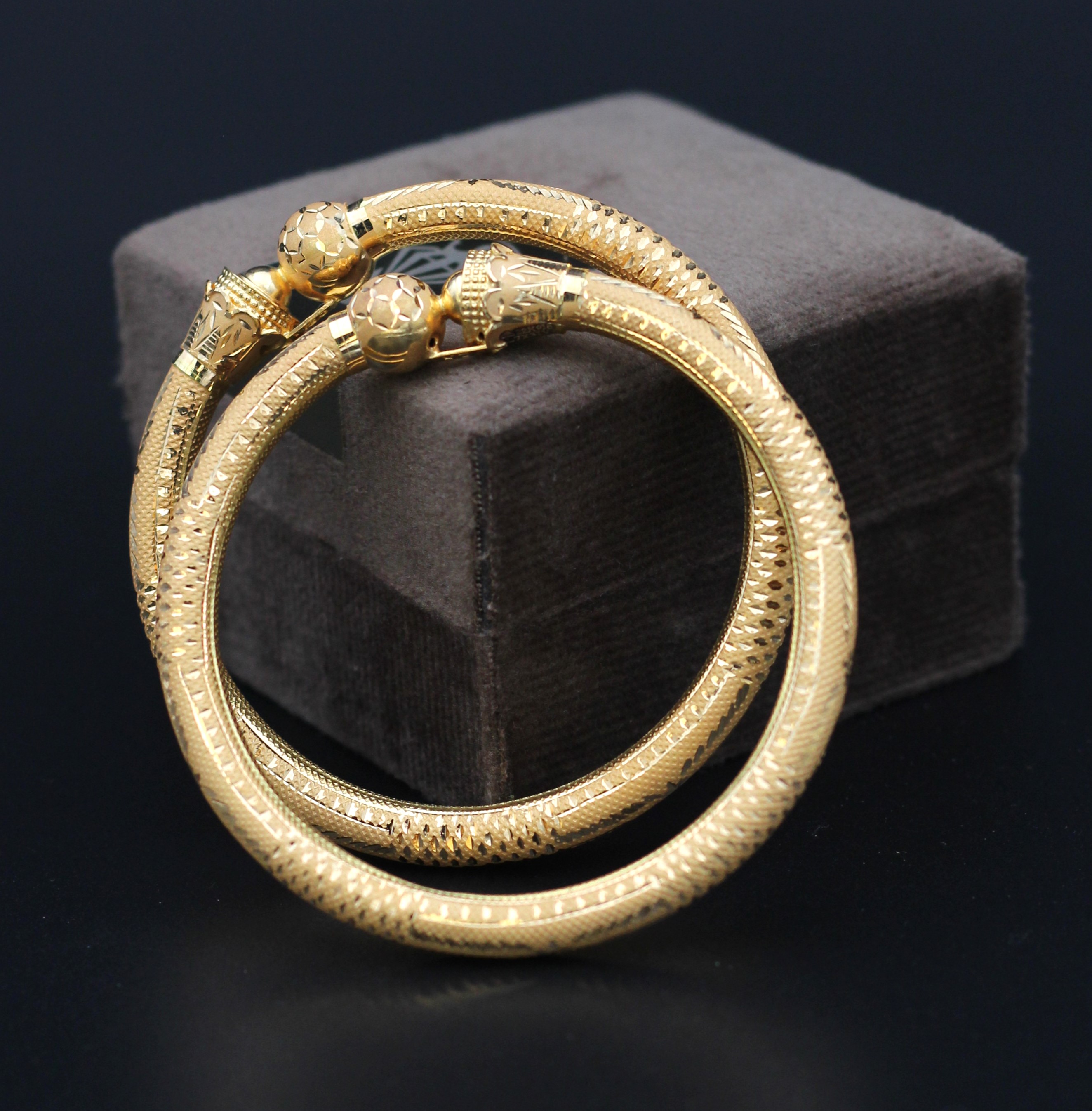 BALA (DESIGN BANGLE)