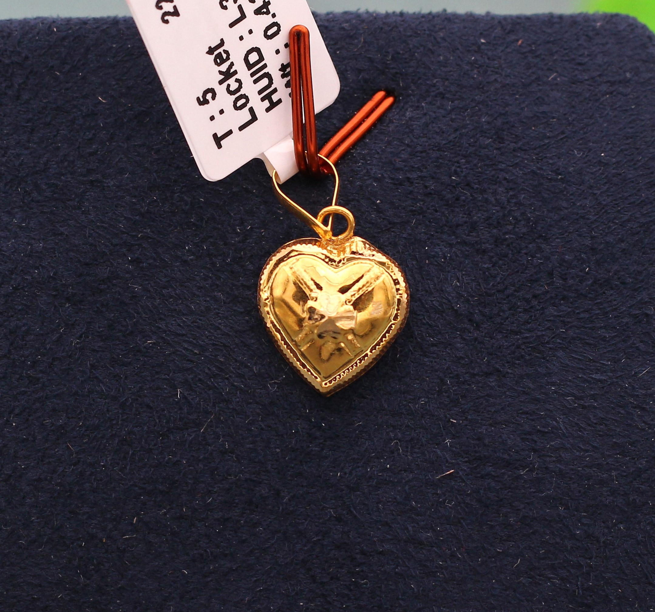 LOCKET