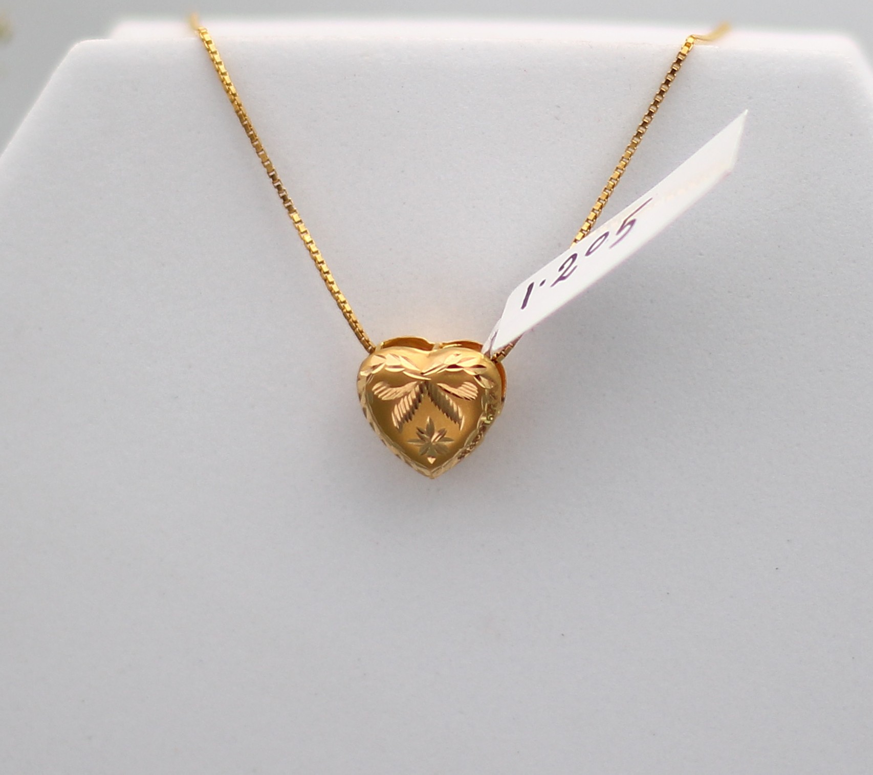 LOCKET