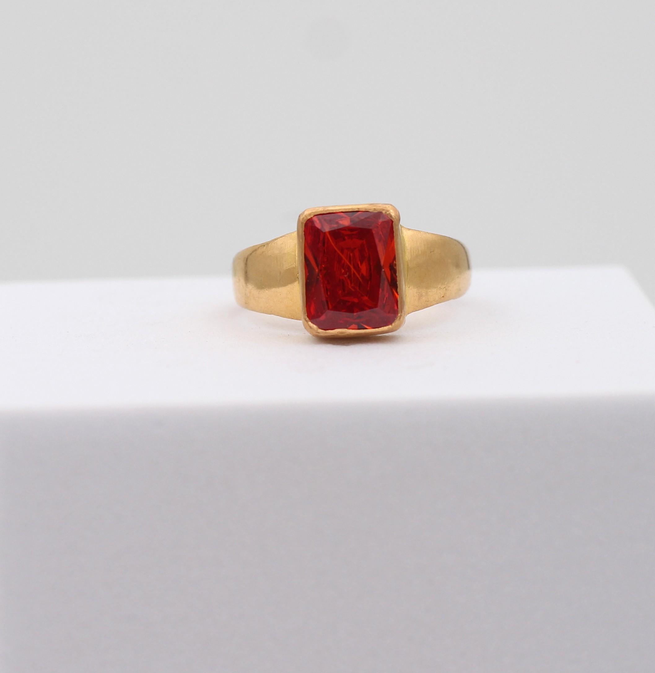 LADIES RING