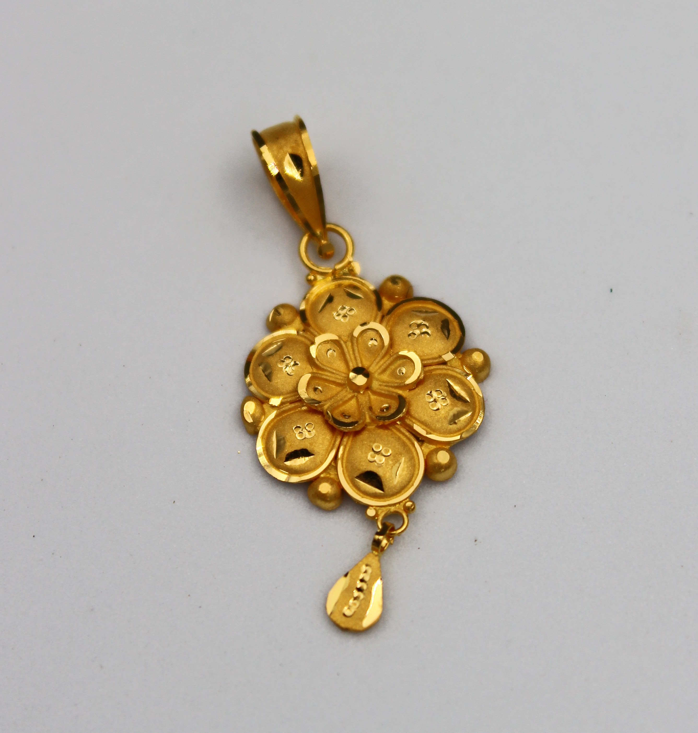 LOCKET