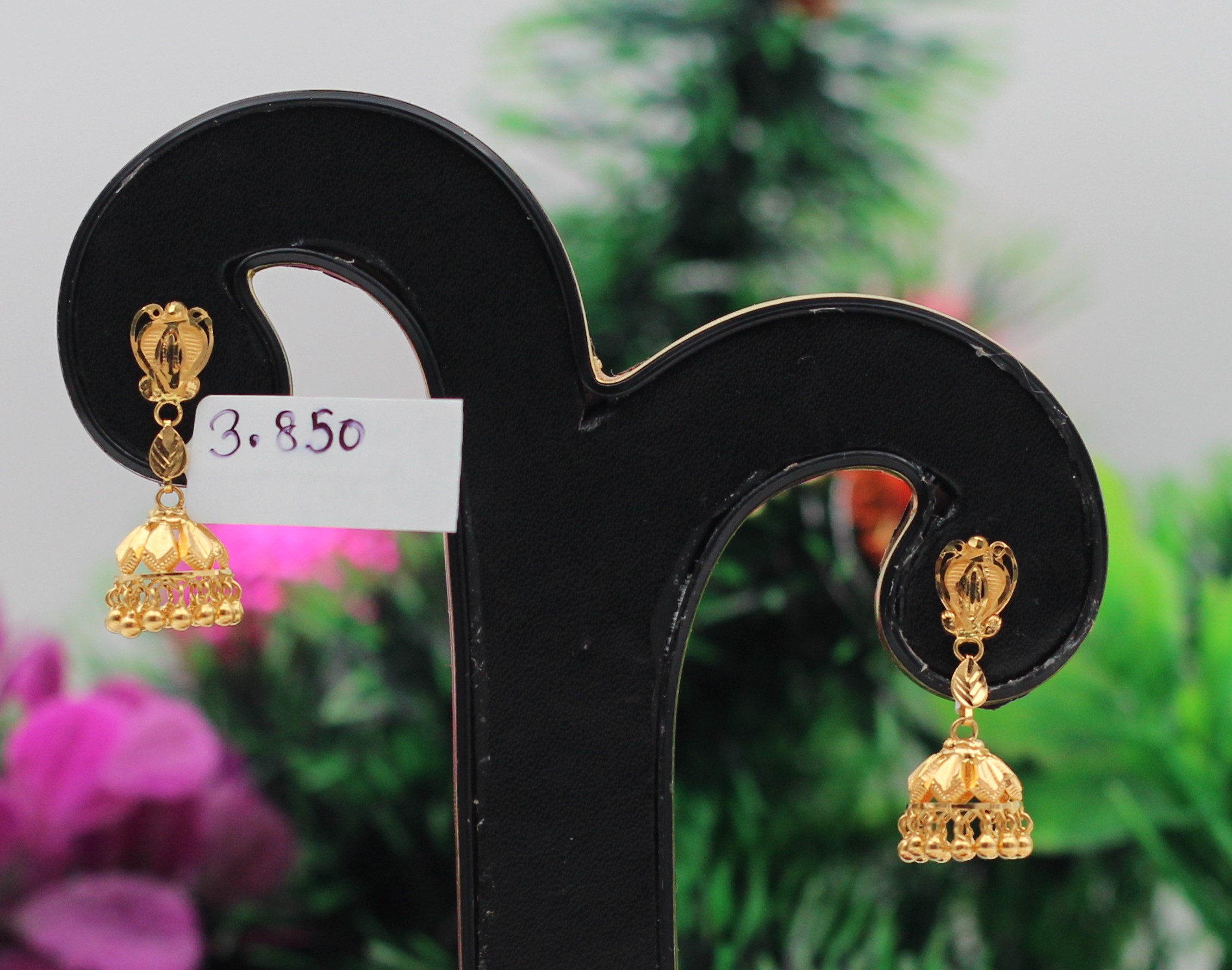 	JHUMKA