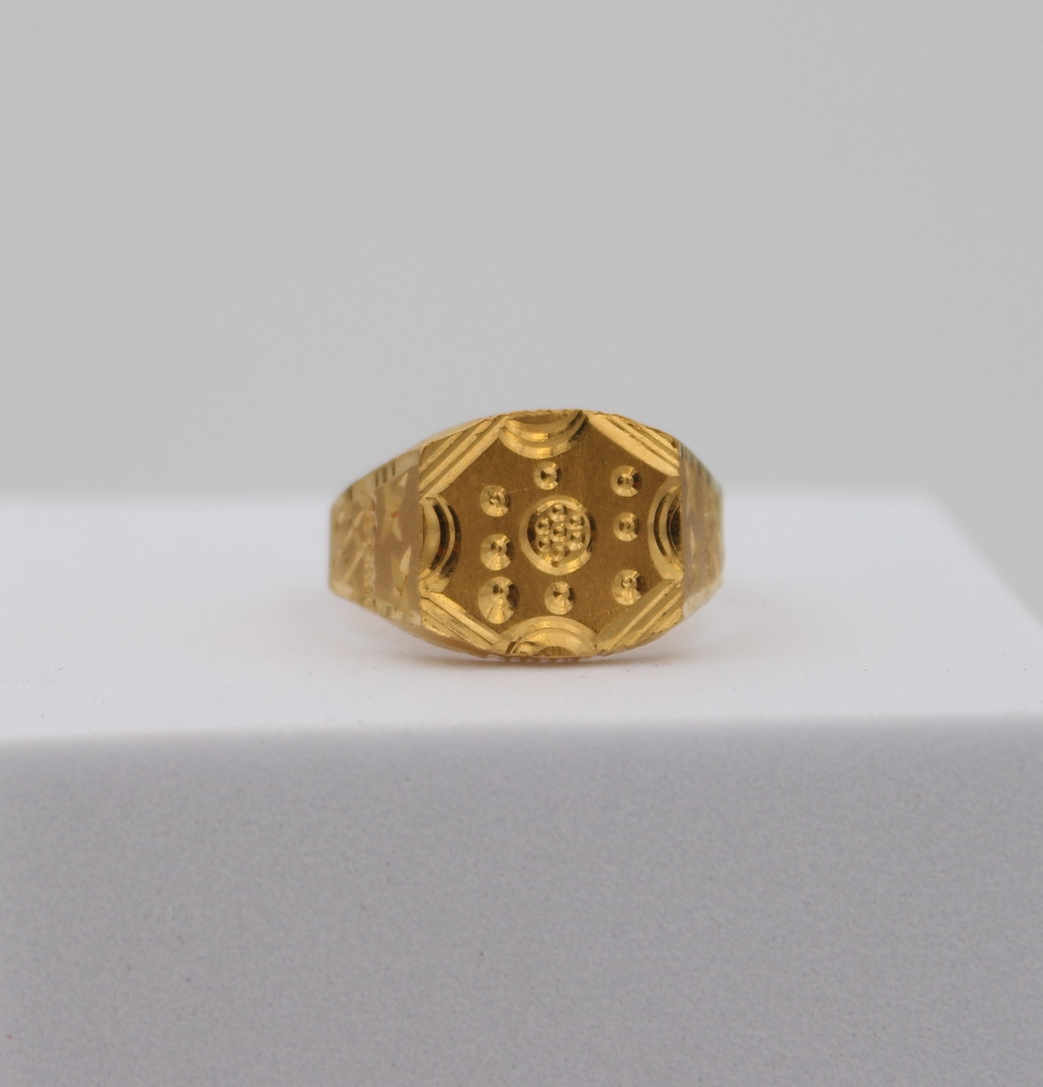 GENTS RING
