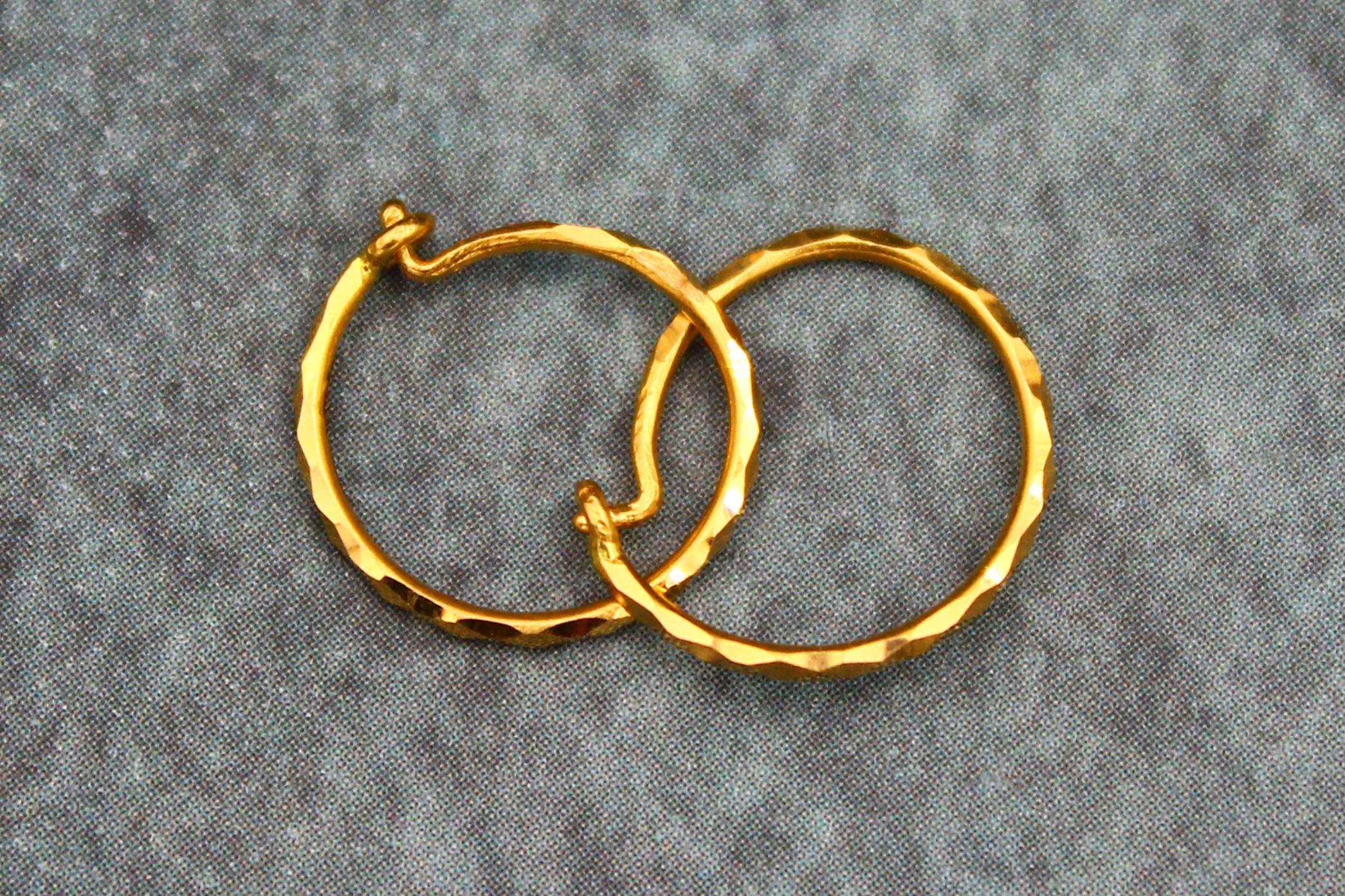 PLAIN EARRING