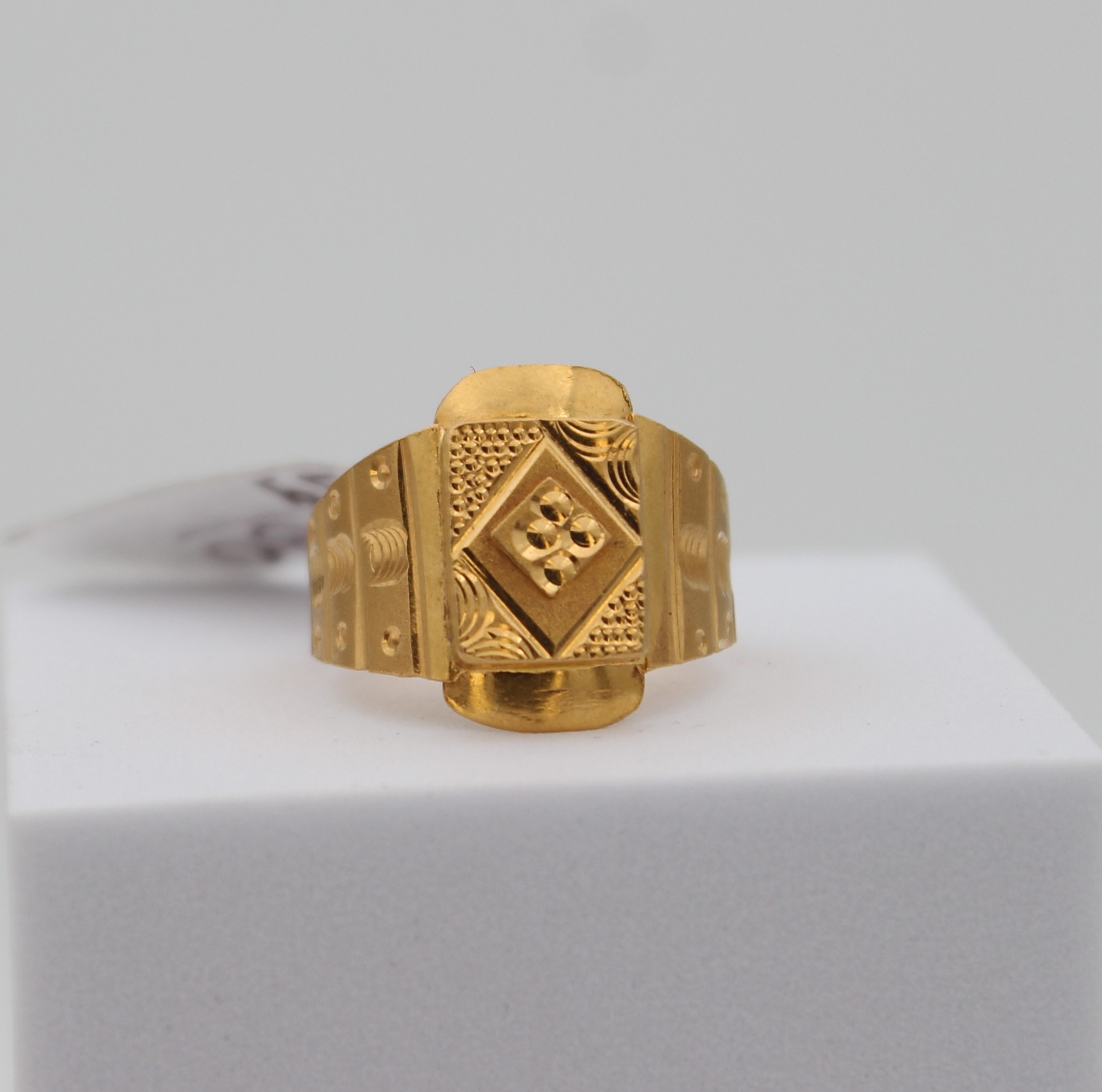 GENTS RING