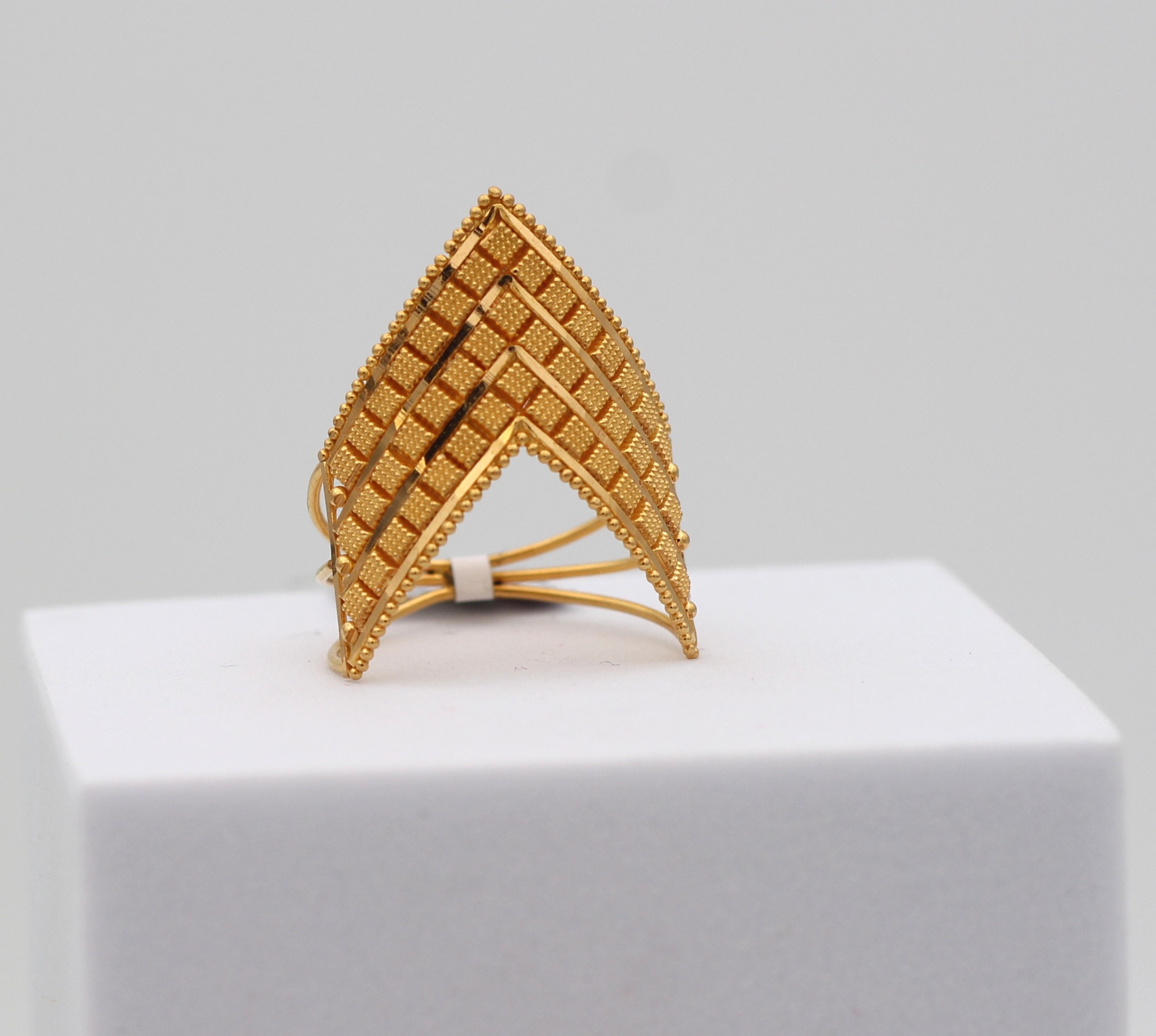 LADIES RING