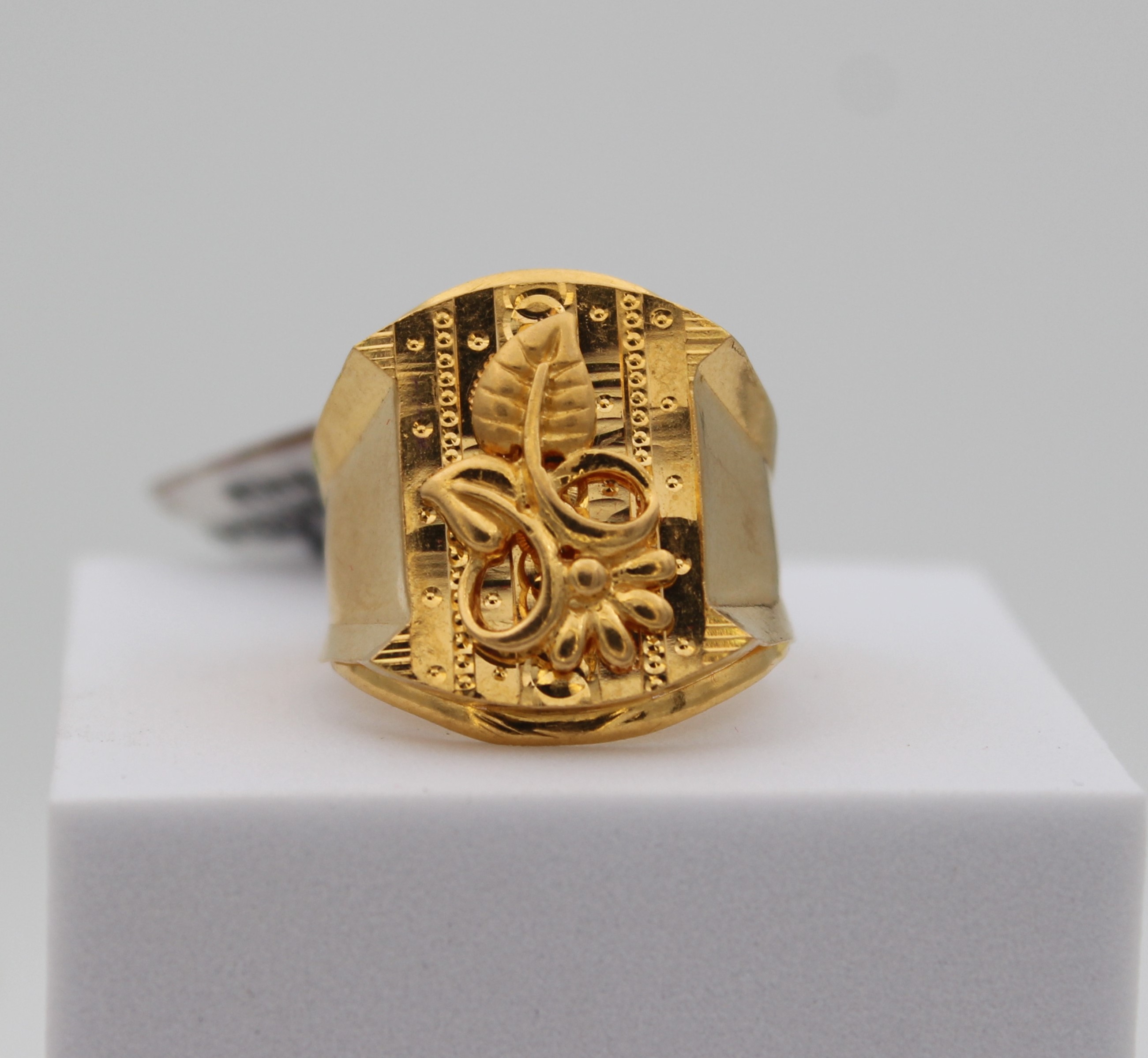 GENTS RING