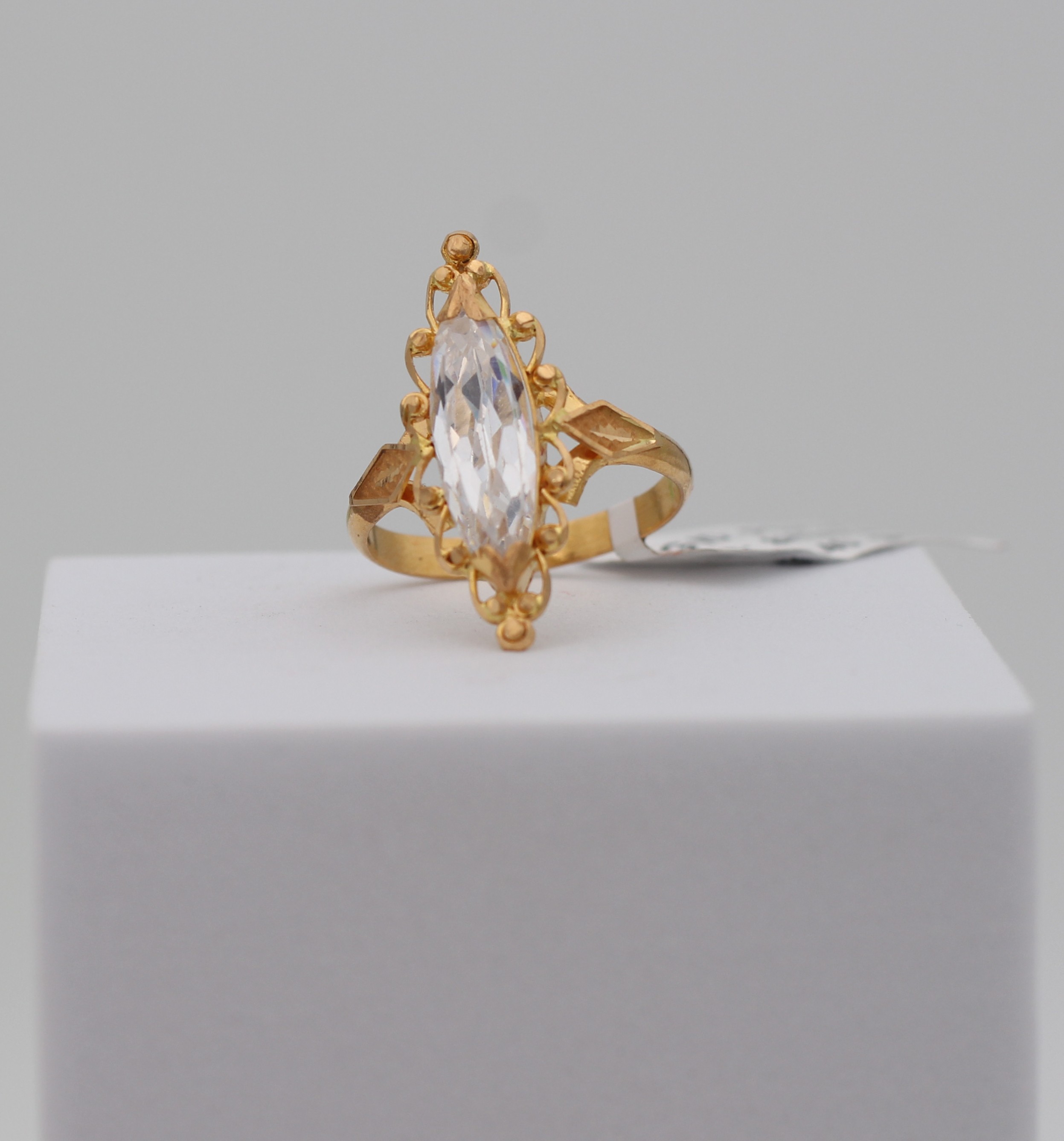 LADIES RING