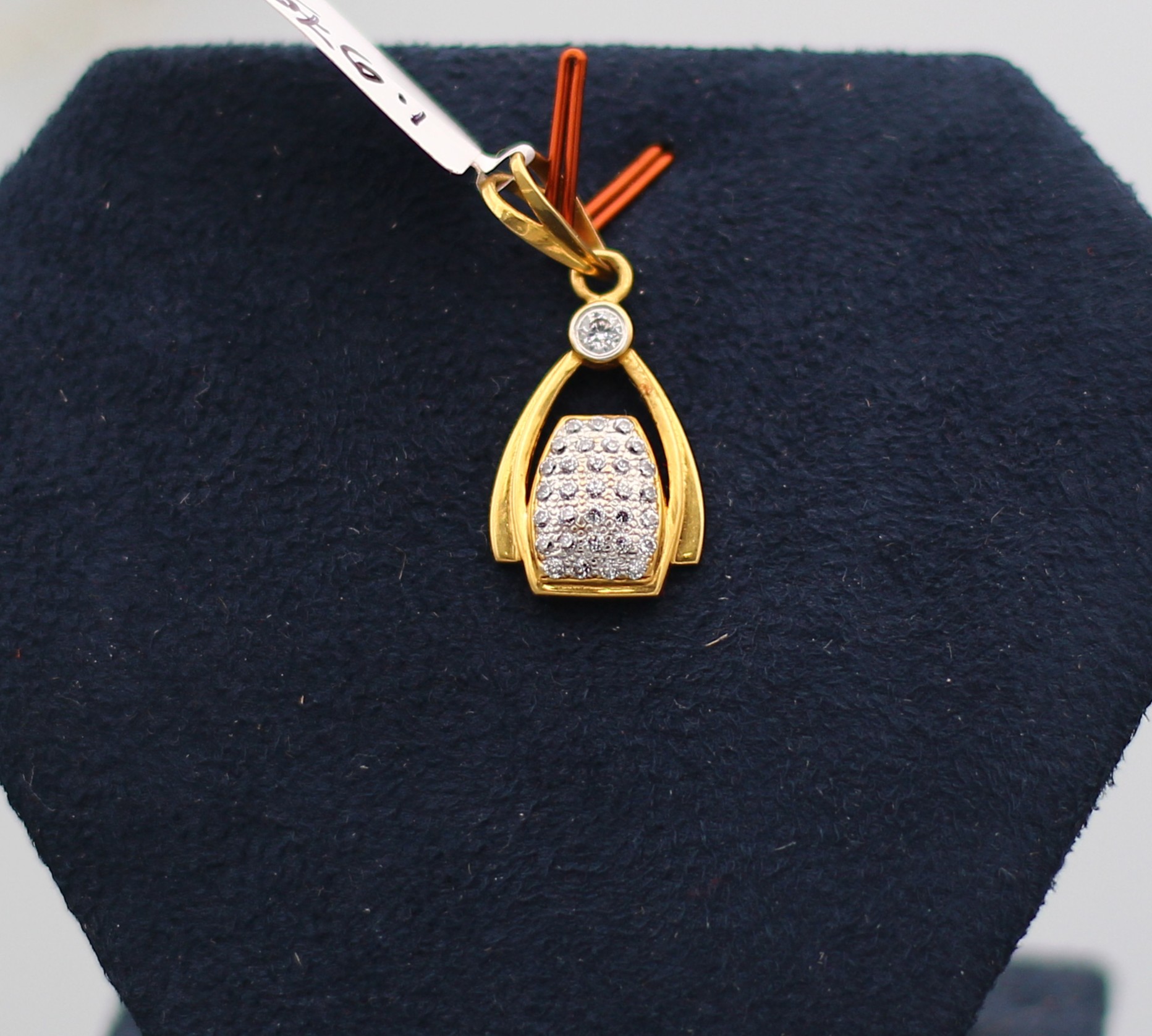 LOCKET