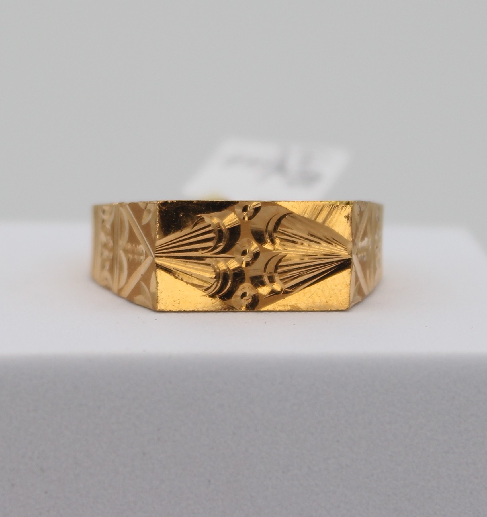 GENTS RING