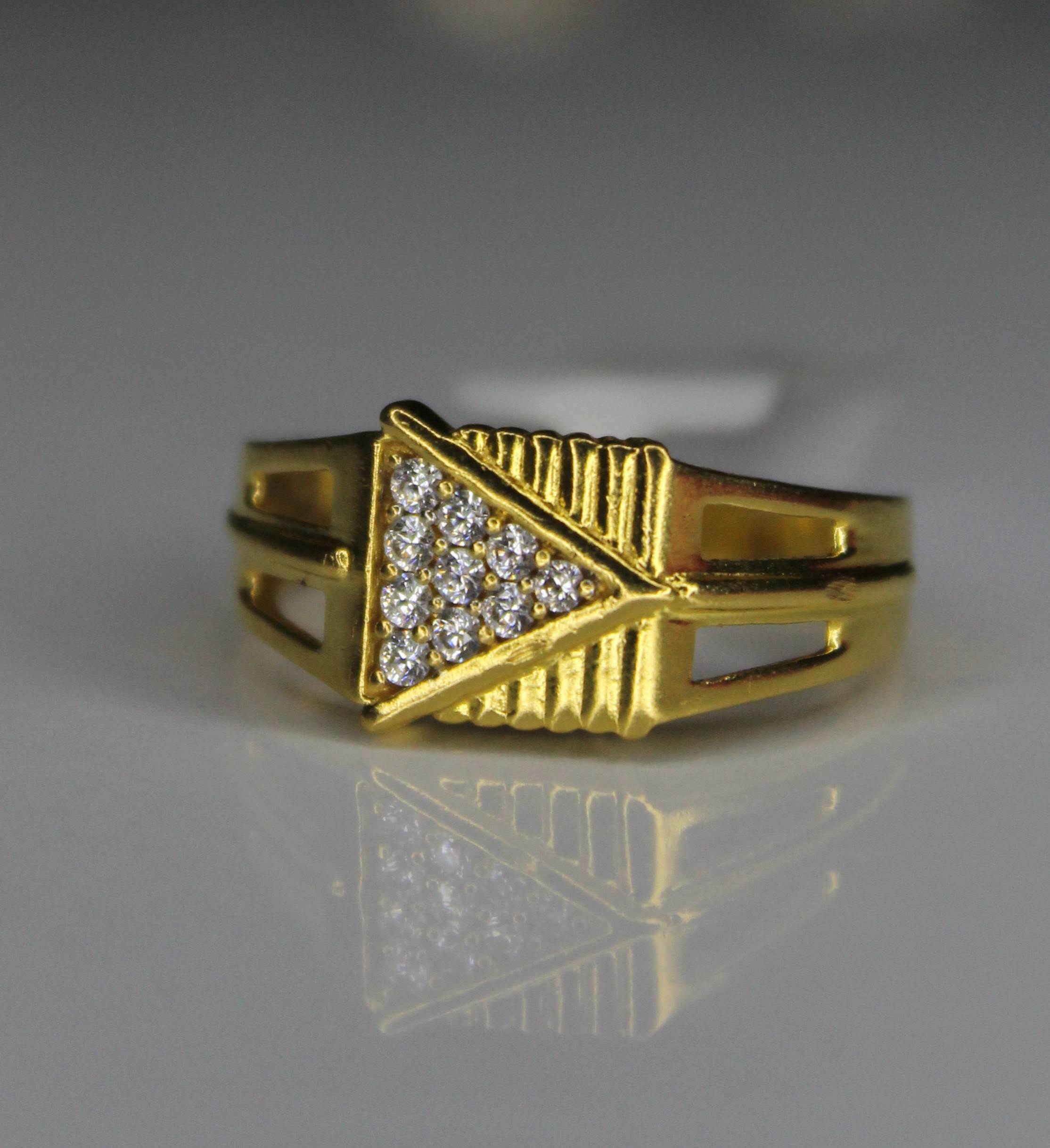 GENTS RING