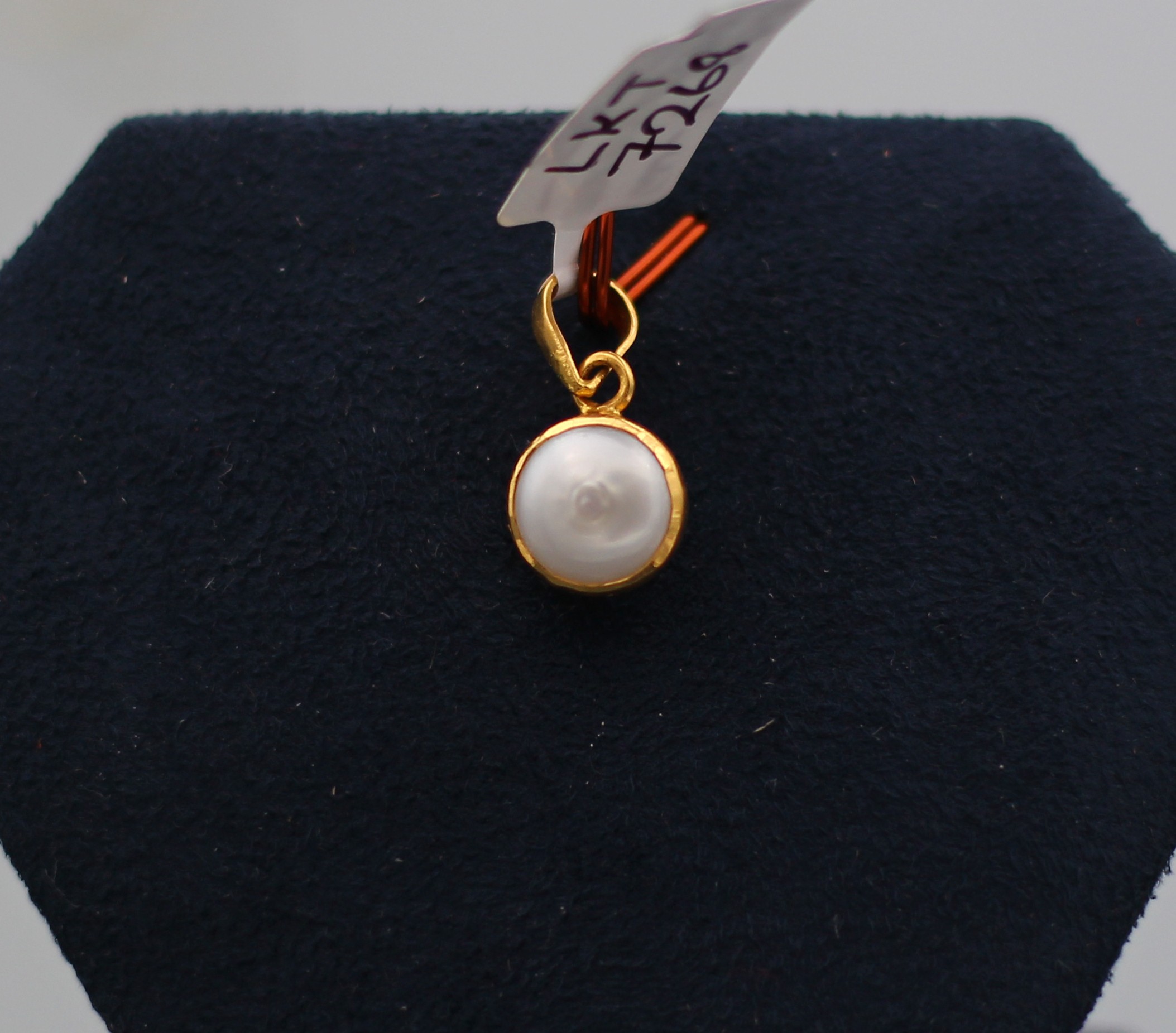 LOCKET