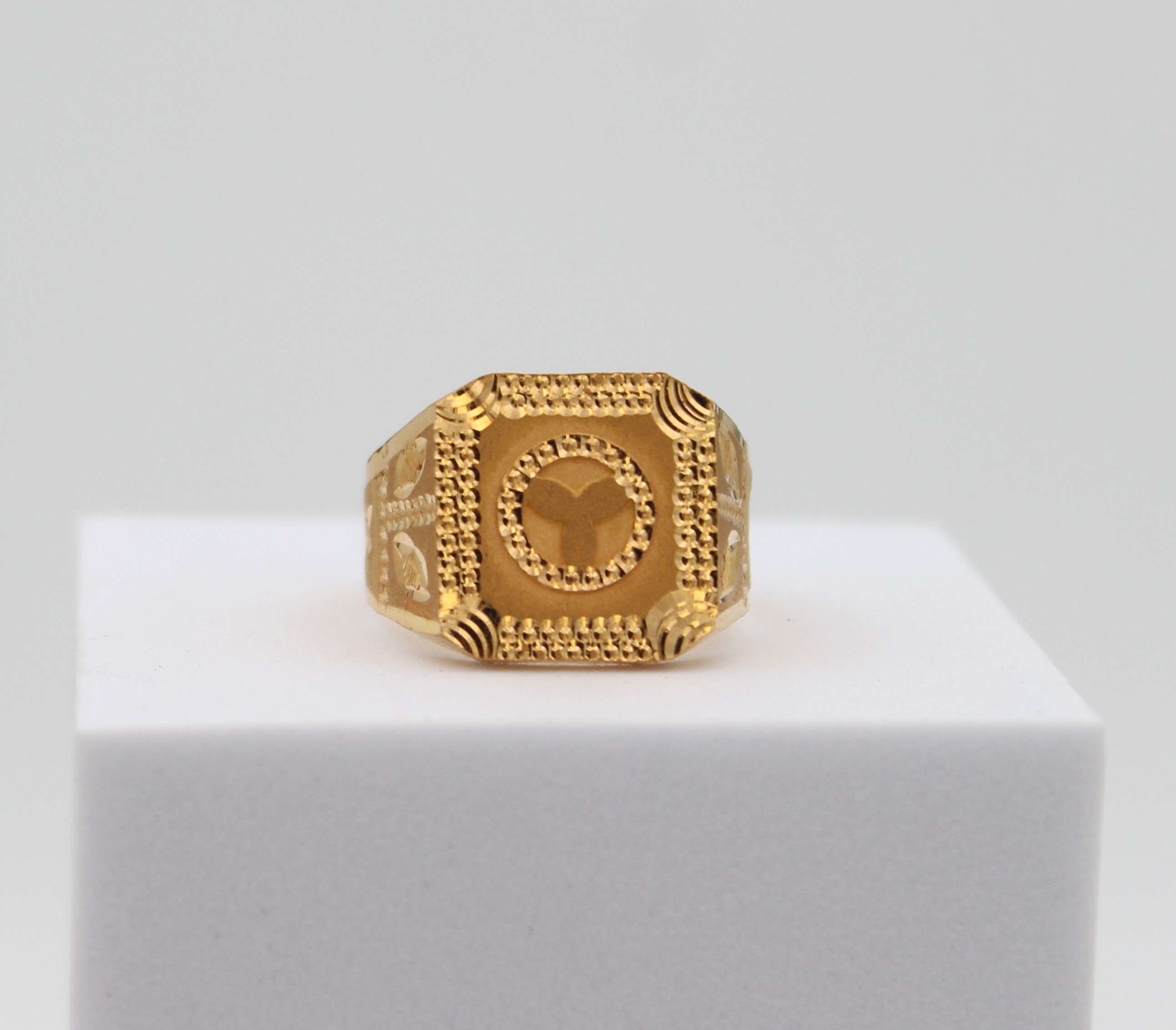 GENTS RING