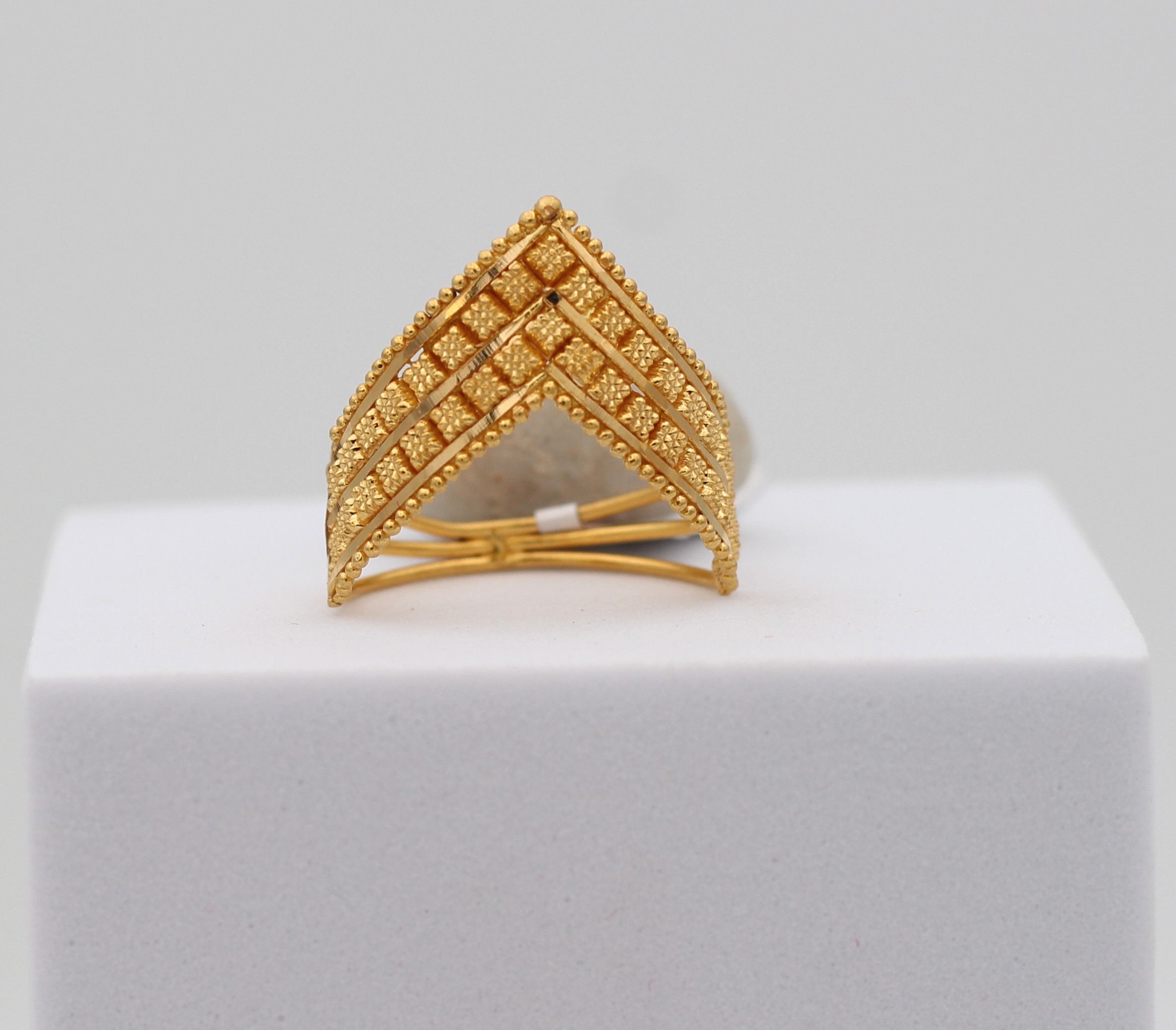 LADIES RING
