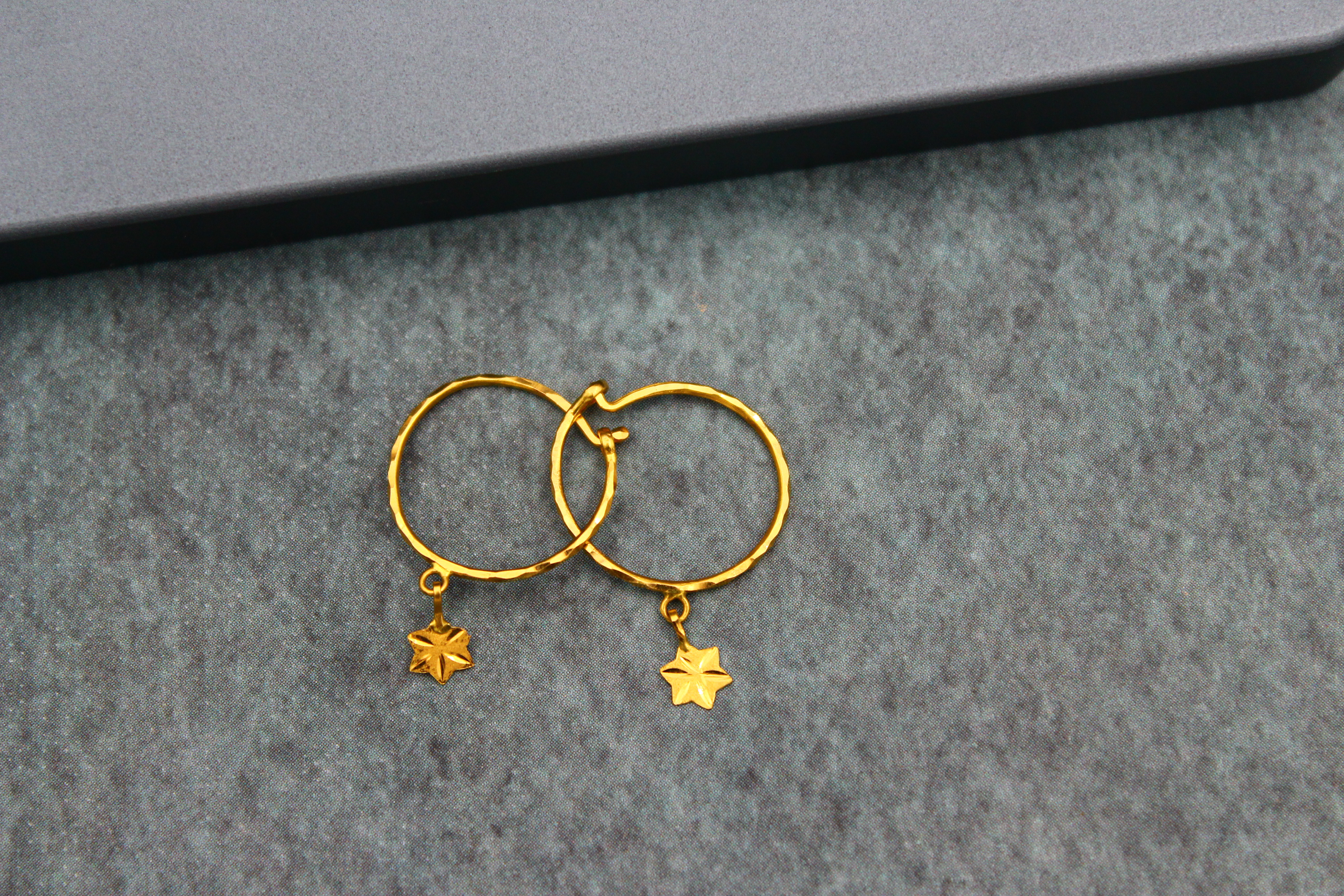 RING (GOLD EARRING)