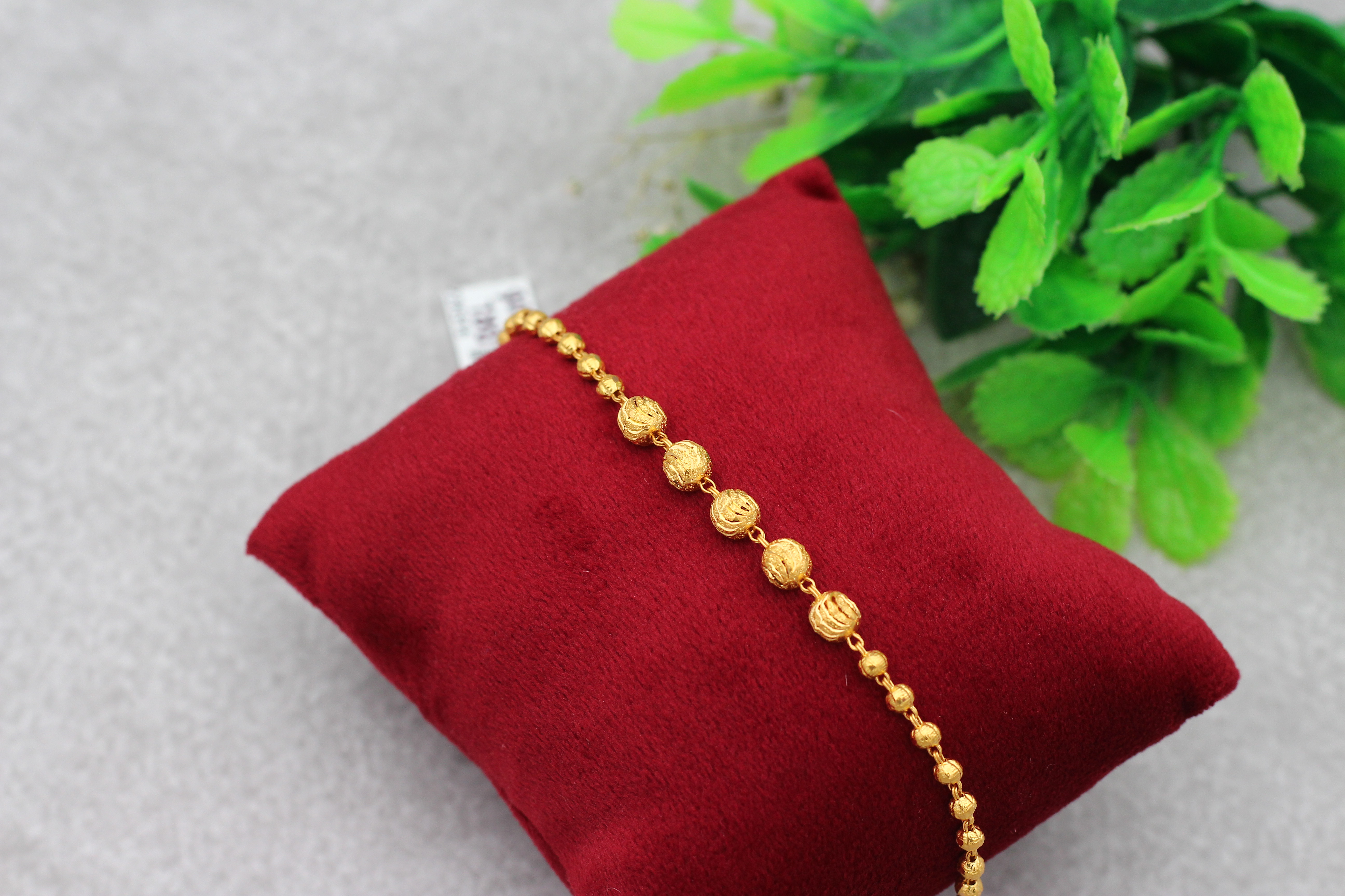 BRACELET (GOLD BRACELET)