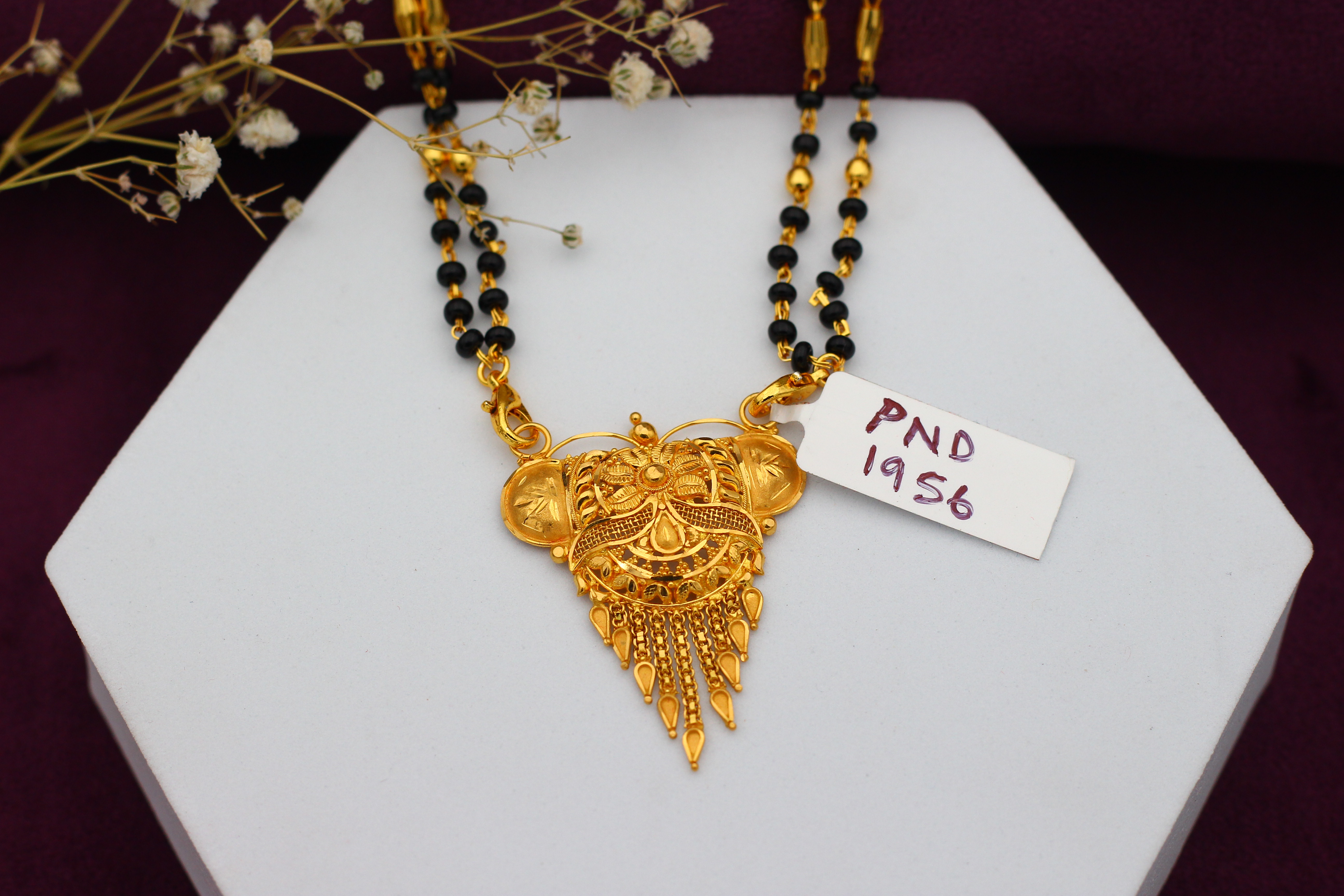 PENDANT (GOLD PENDANT)