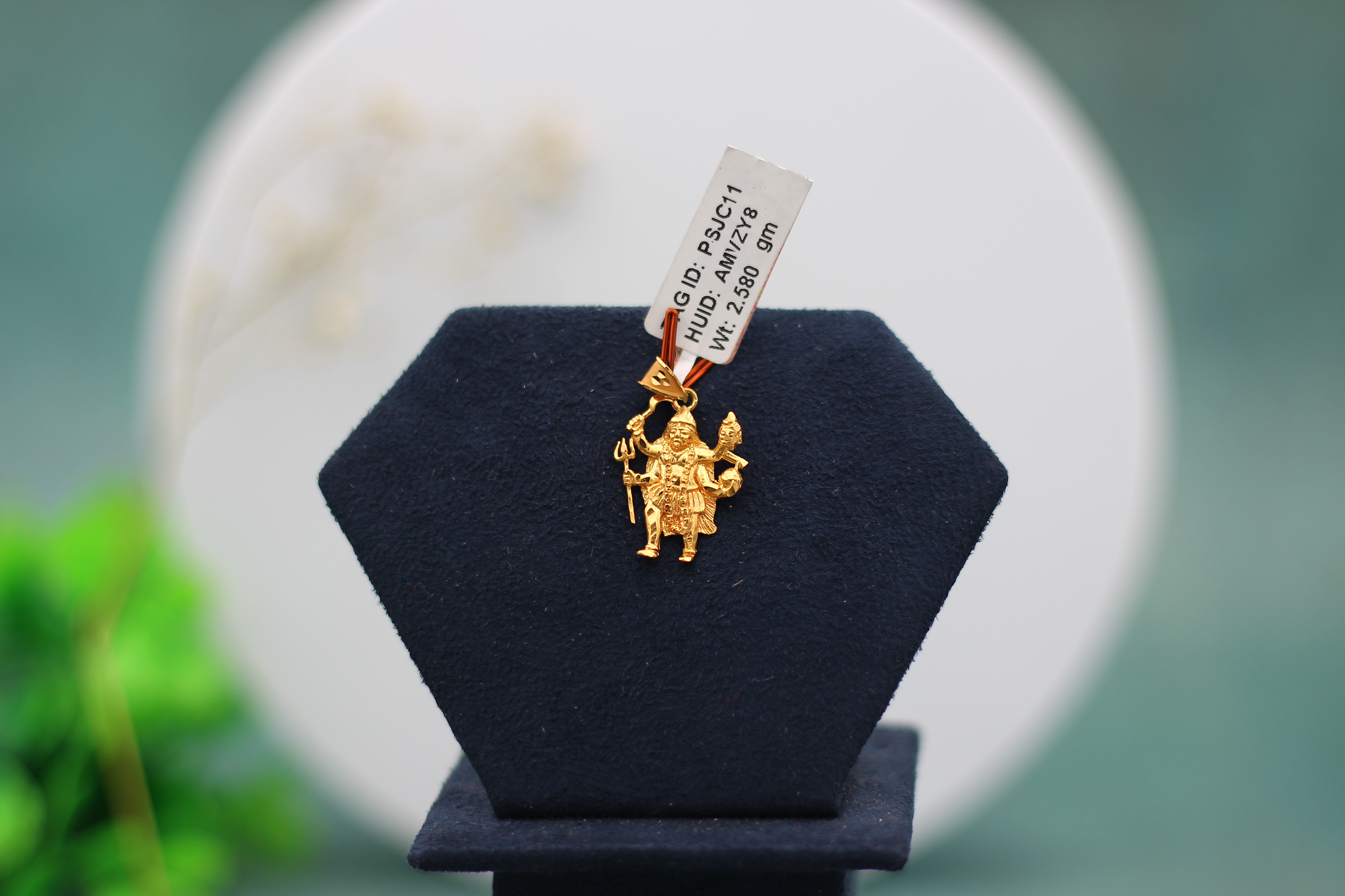 LOCKET (GOLD LOCKET)