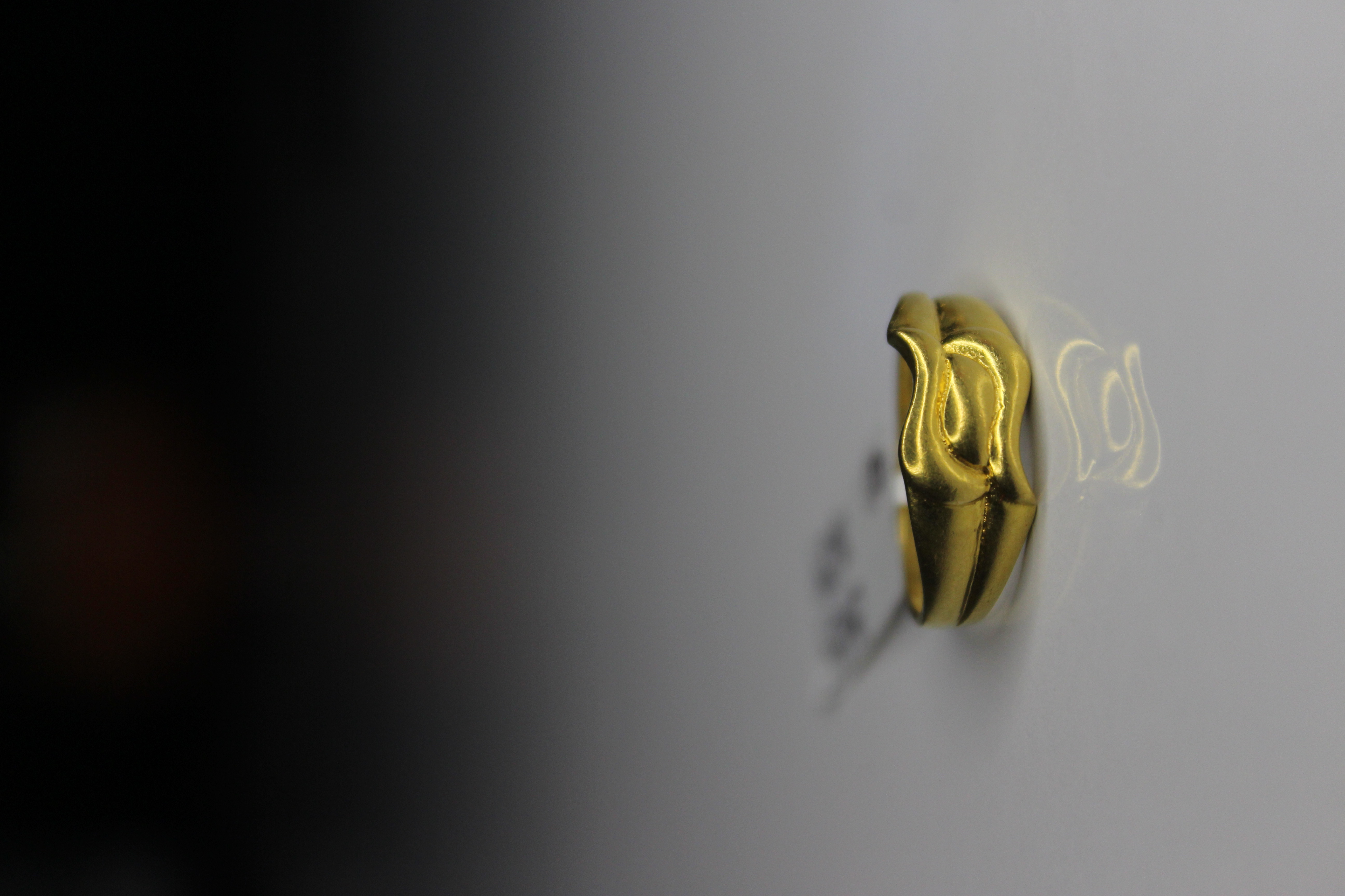 GENTS DESIGN GOLD RING 