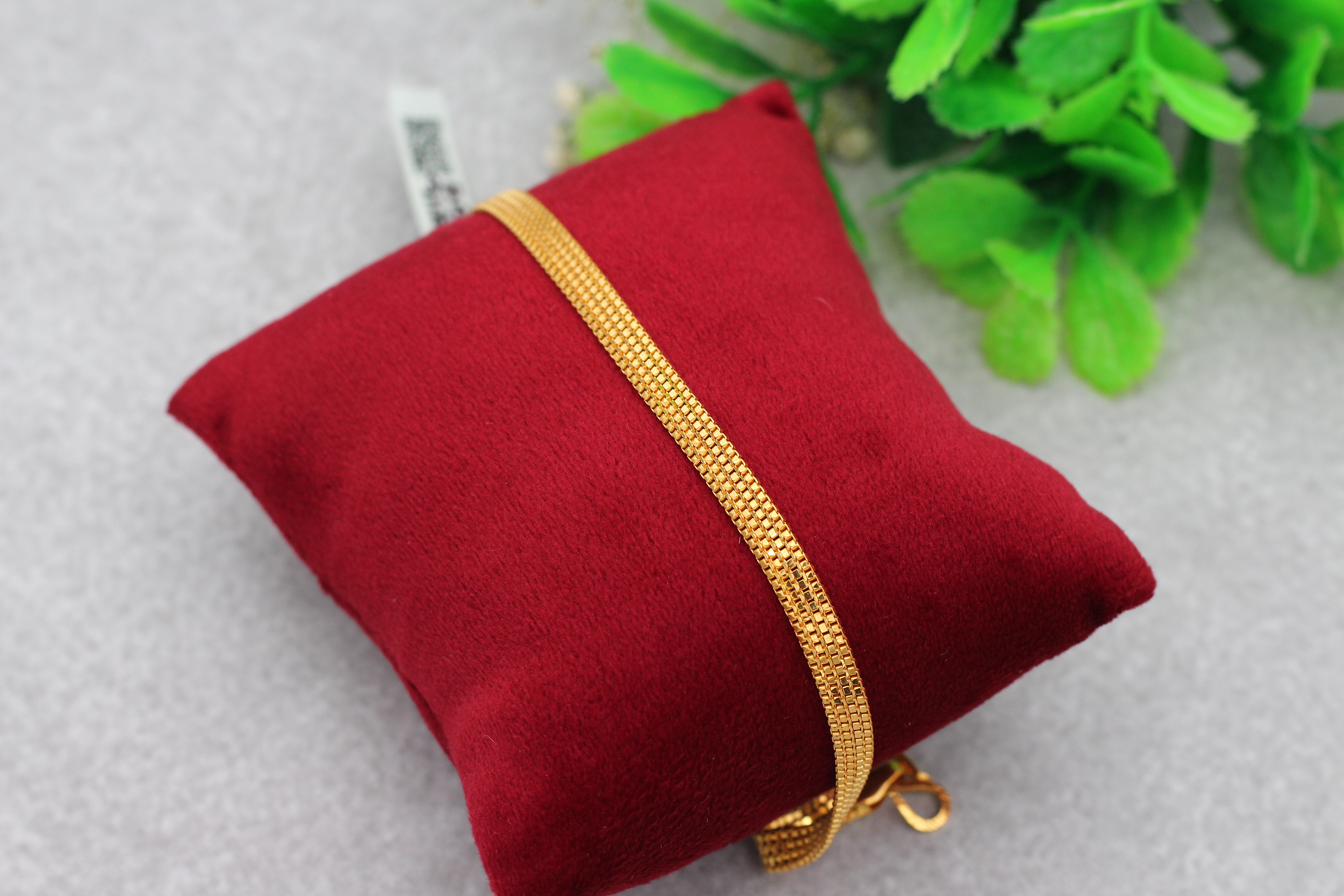 BRACELET (GOLD BRACELET)