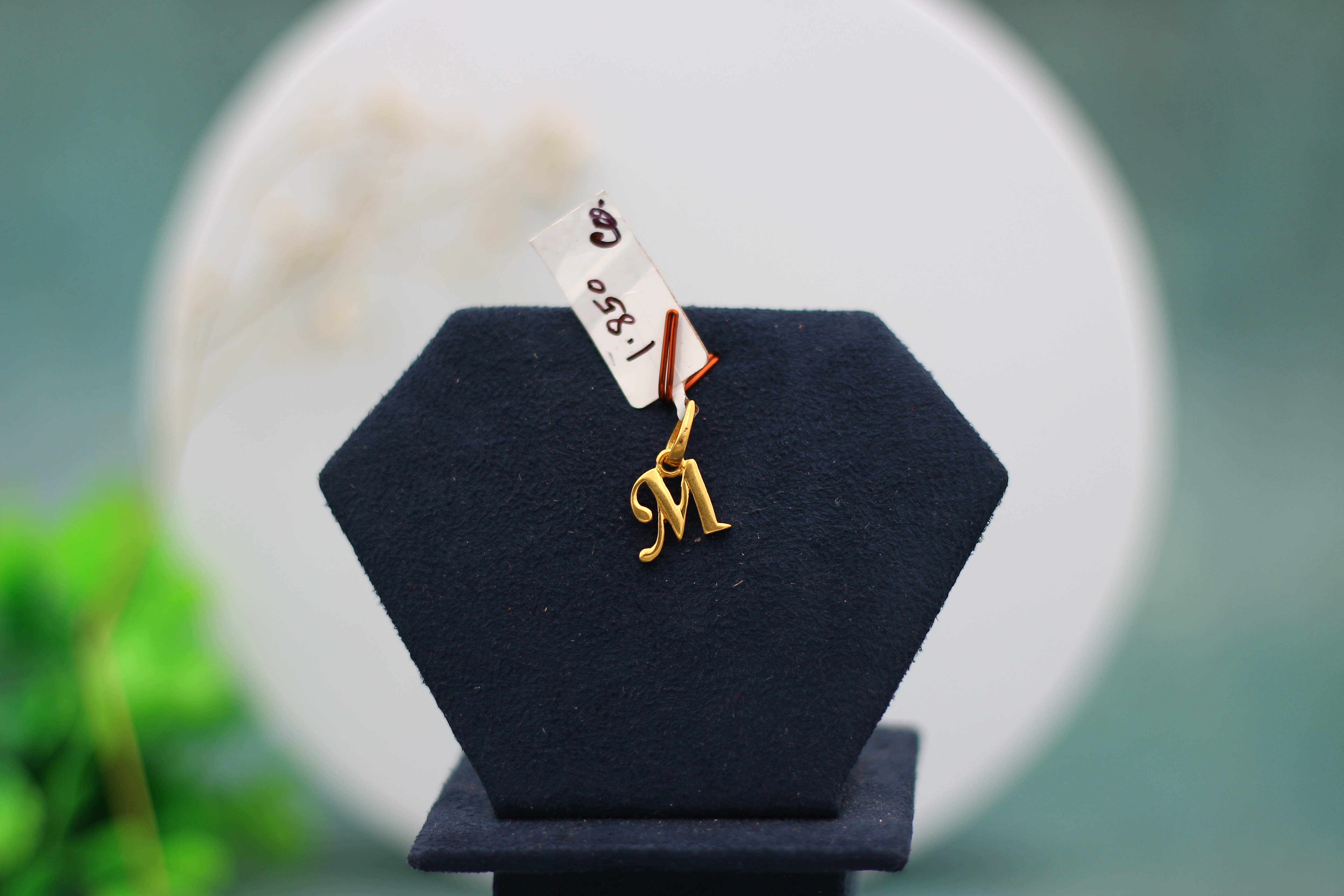 LOCKET (GOLD LOCKET)