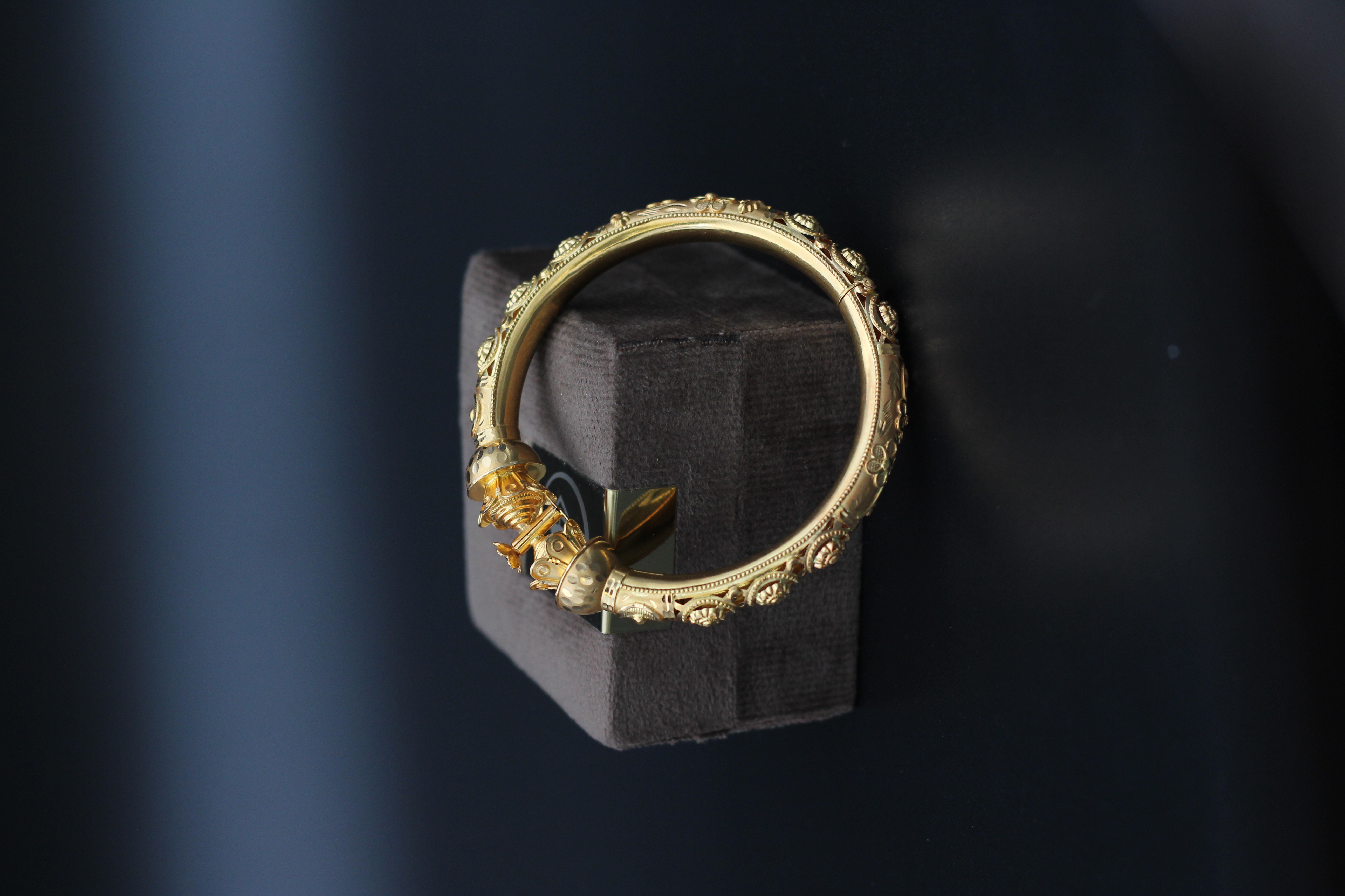 BALA (DESIGN BANGLE)