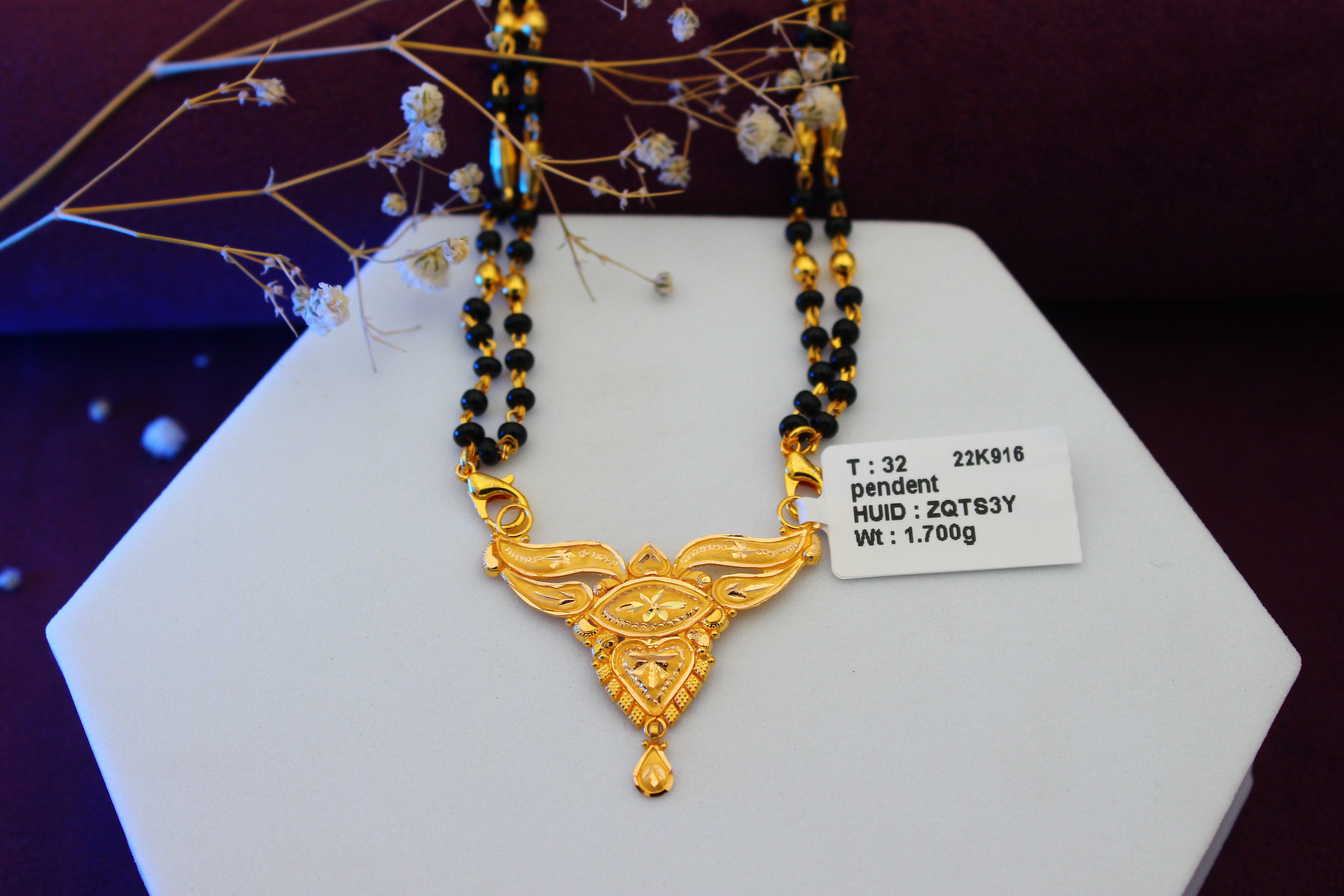 PENDANT (GOLD PENDANT)