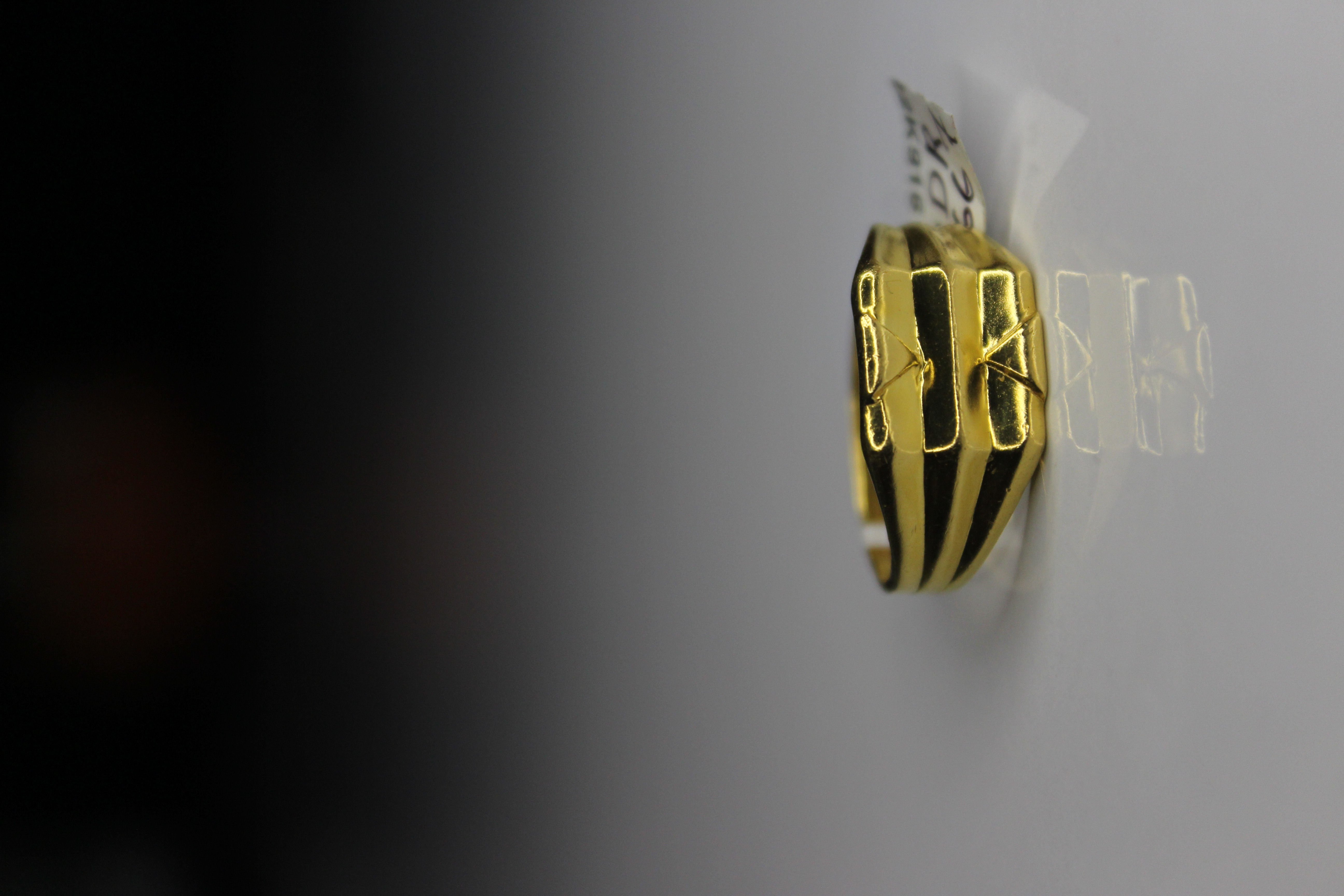 GENTS DESIGN GOLD RING 