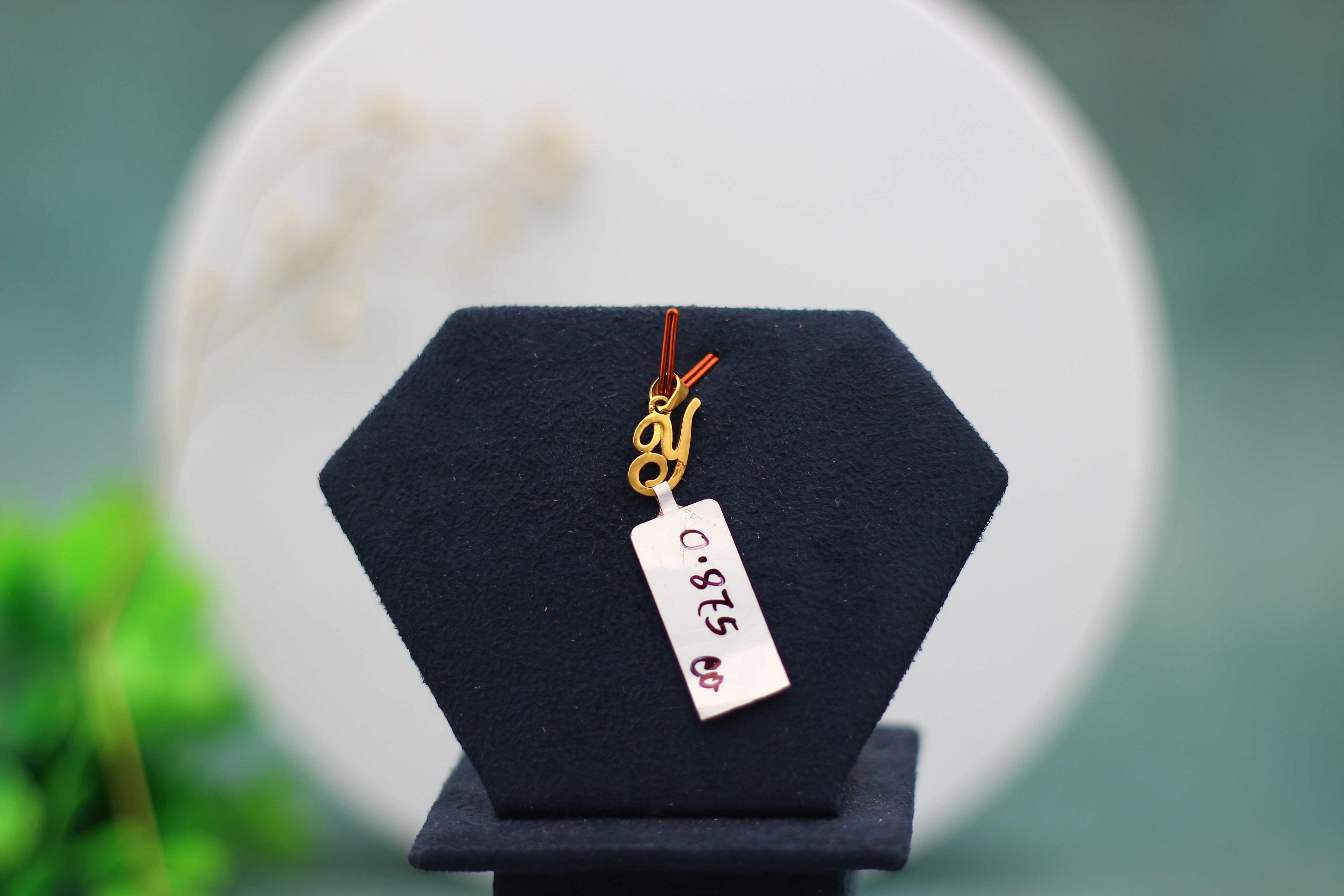 LOCKET (GOLD LOCKET)