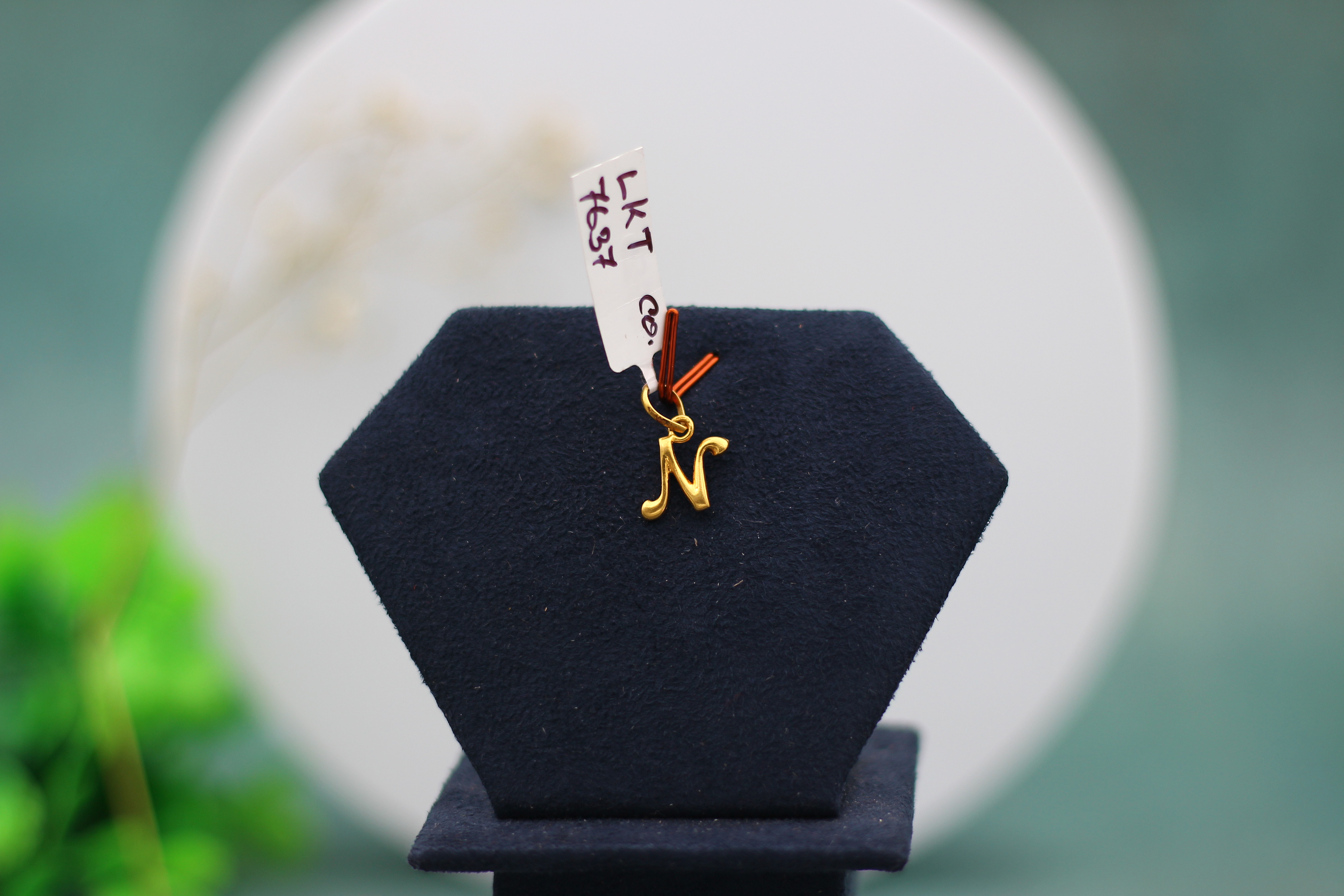 LOCKET (GOLD LOCKET)