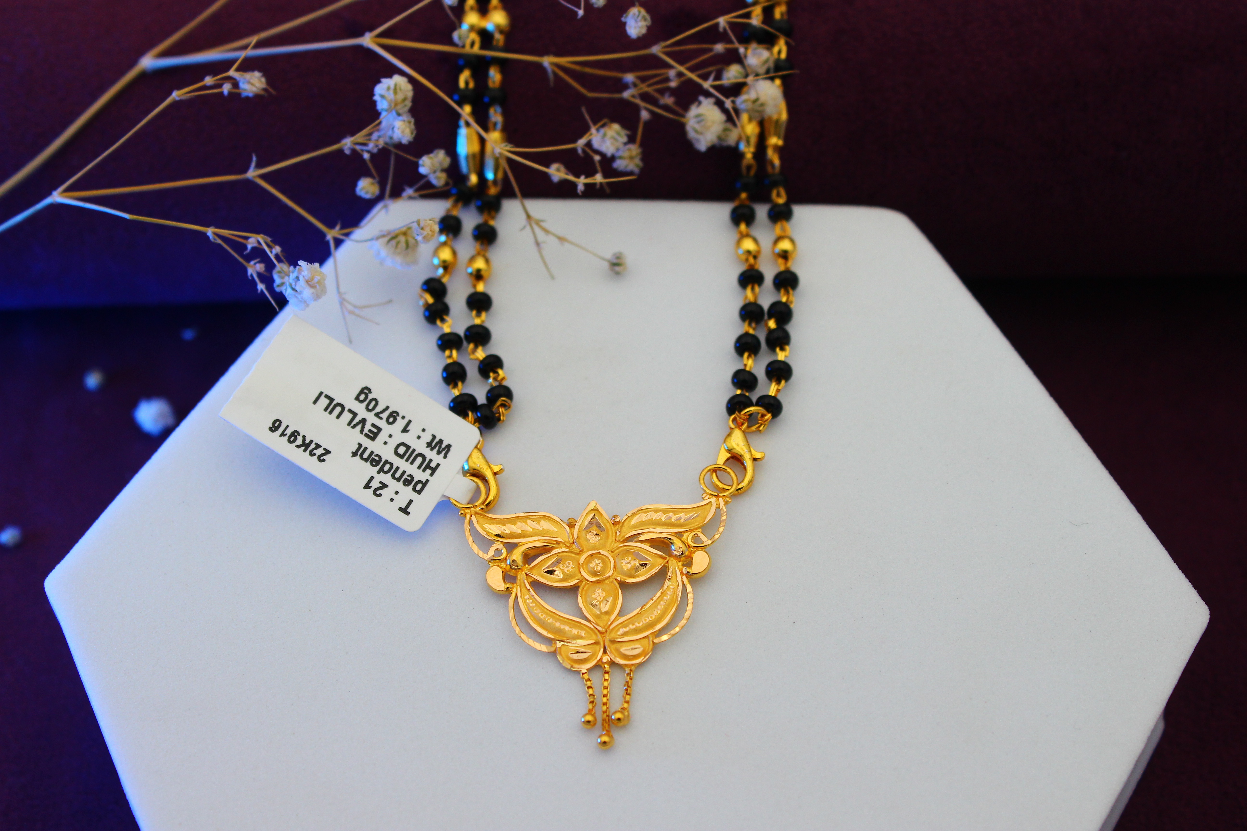 PENDANT (GOLD PENDANT)