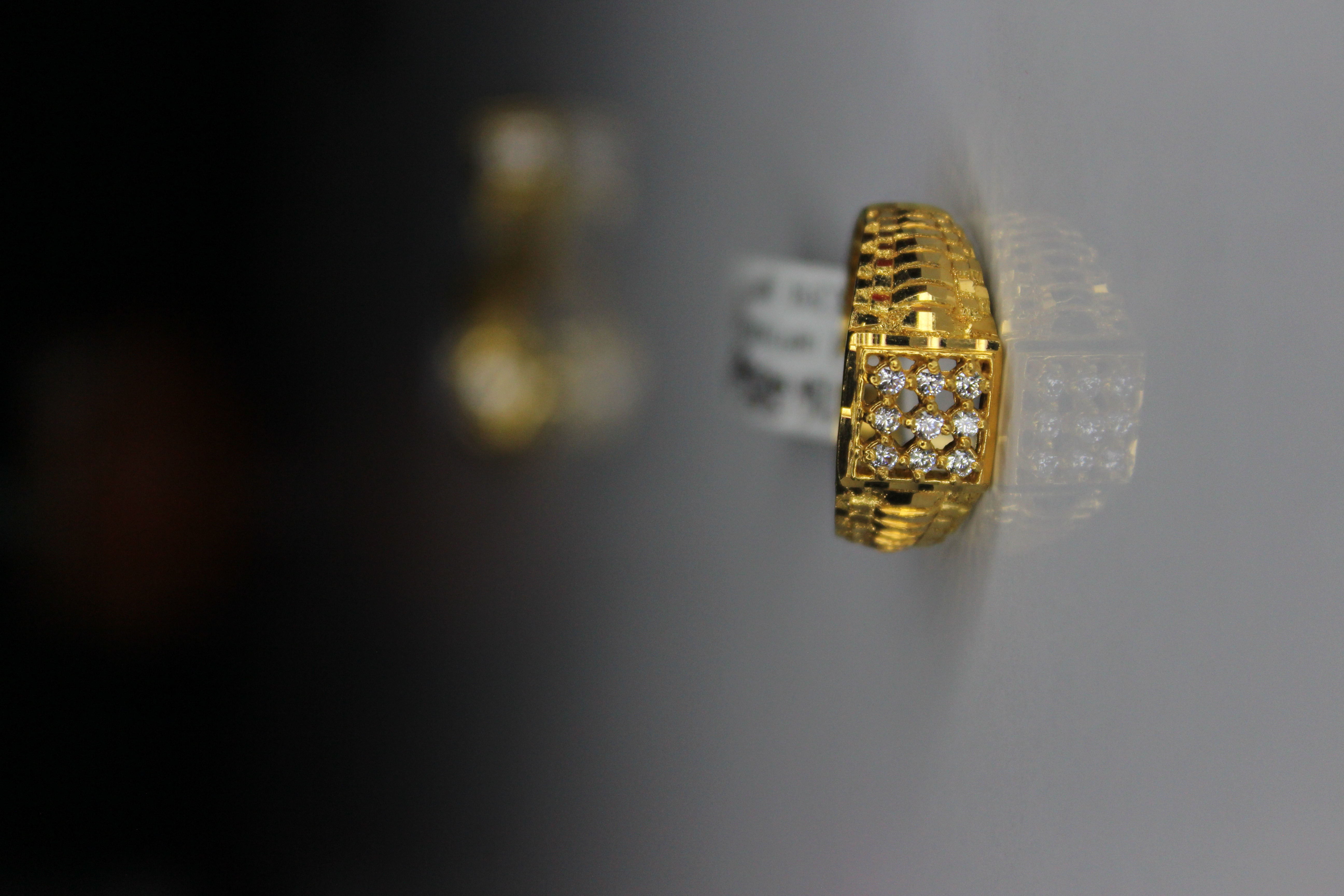 GENTS DESIGN GOLD RING 