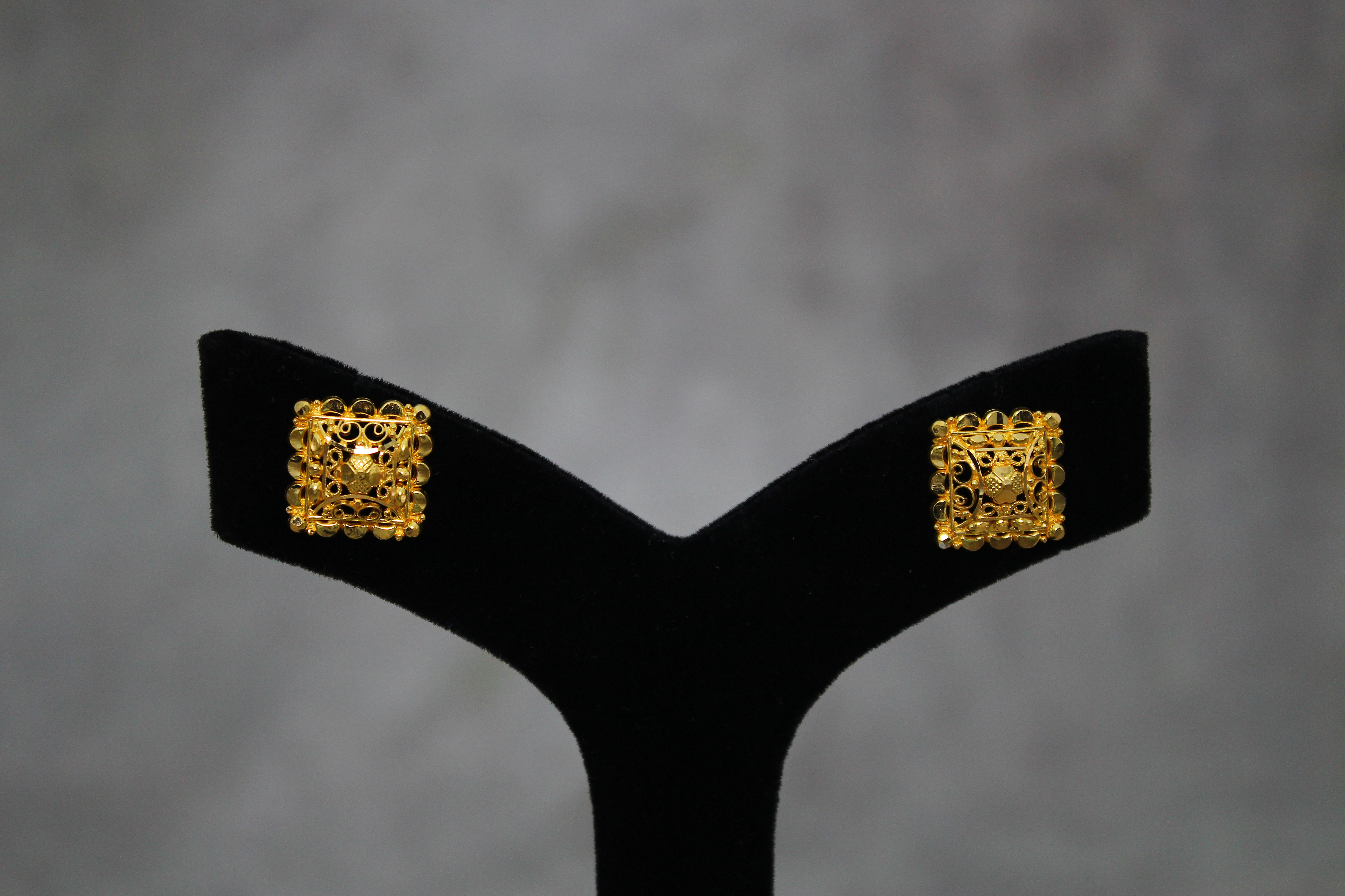 FANCY TOPS