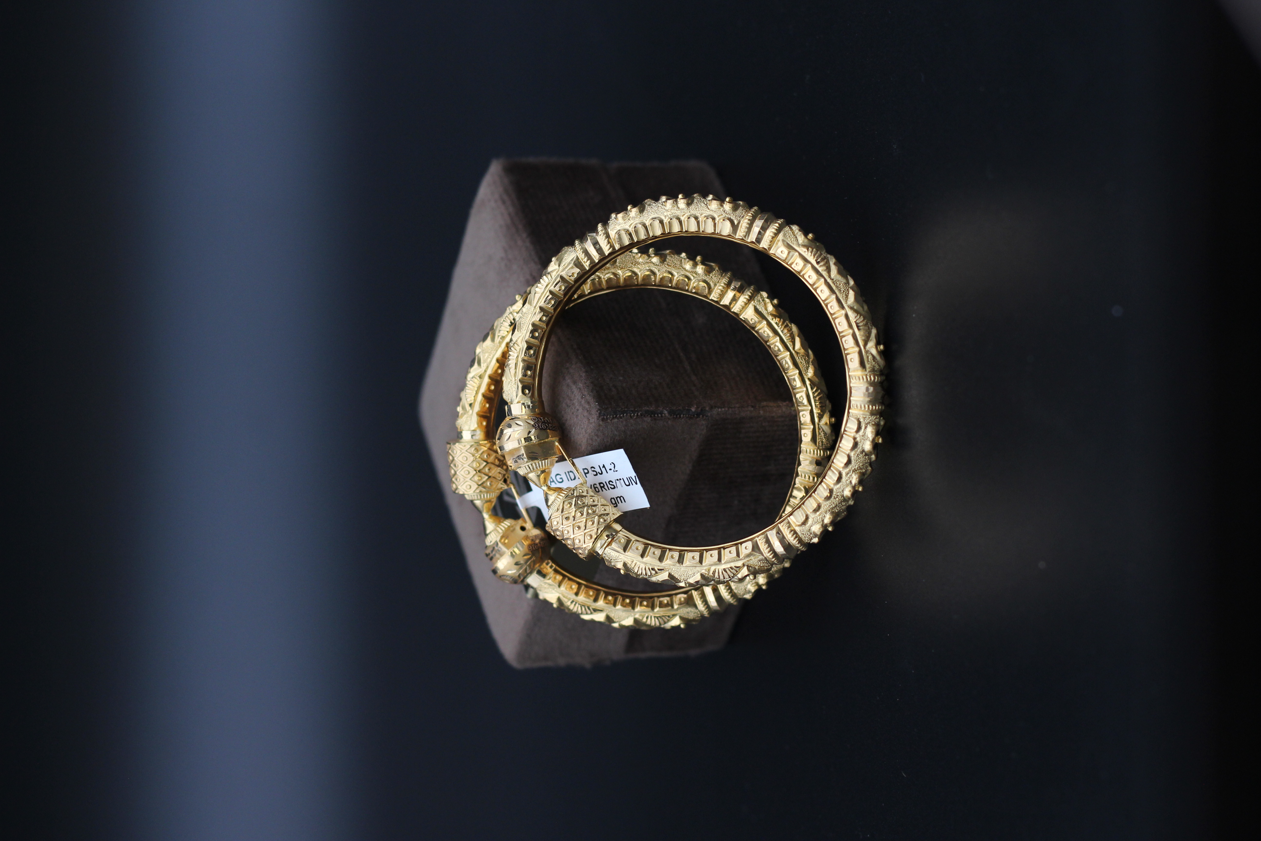 BALA (DESIGN BANGLE)