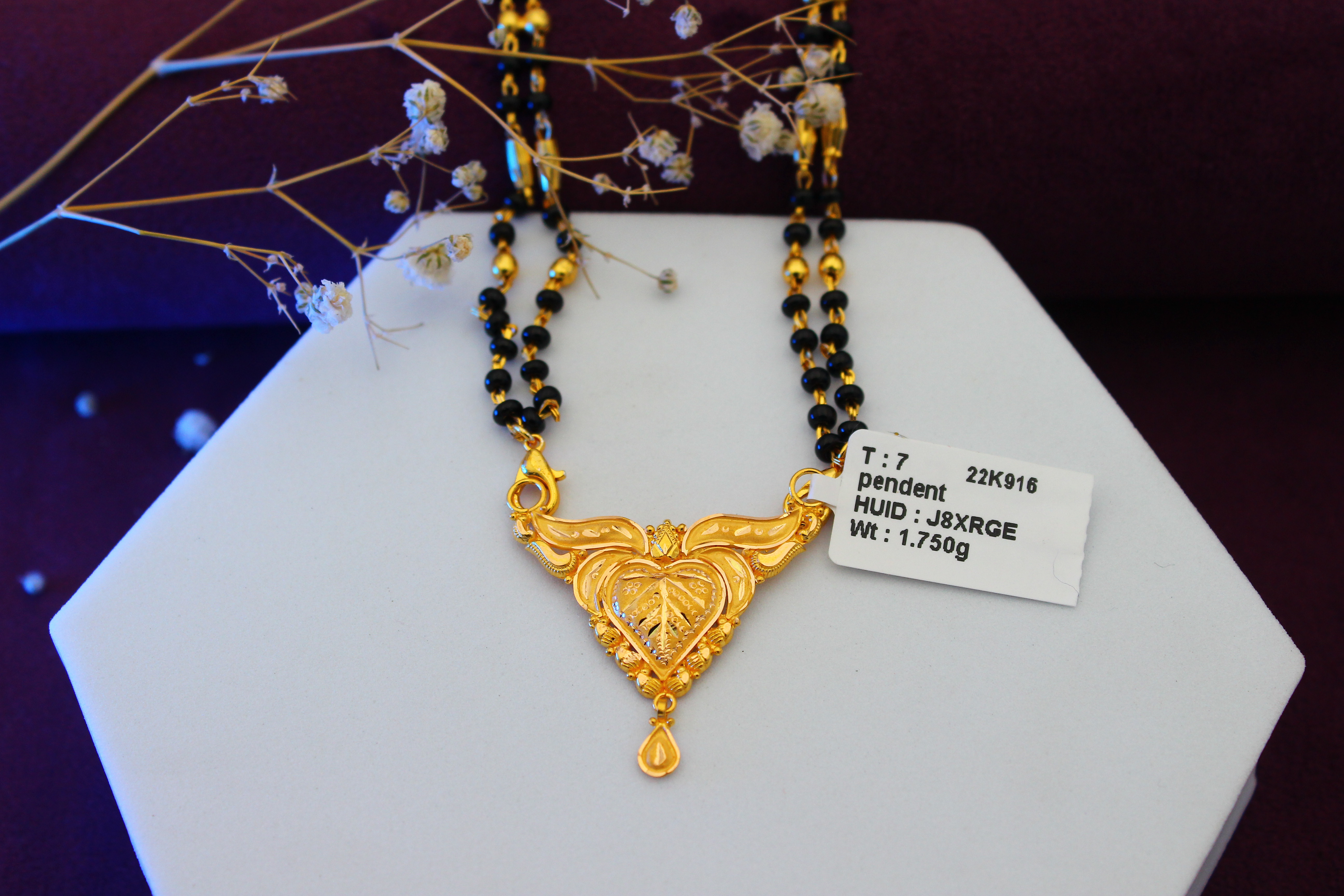 PENDANT (GOLD PENDANT)