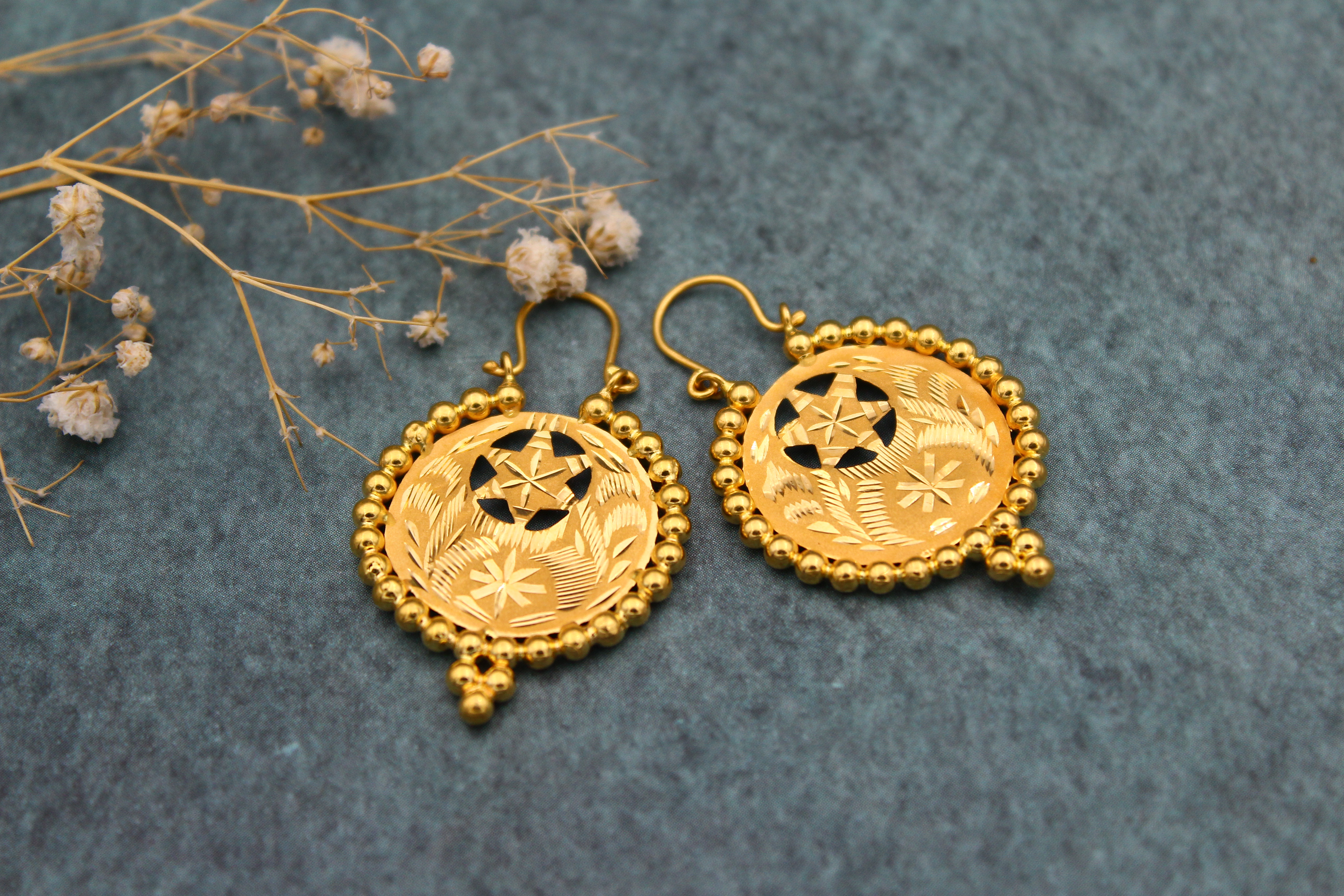 EARRINGS (GOLD SEETADUL)