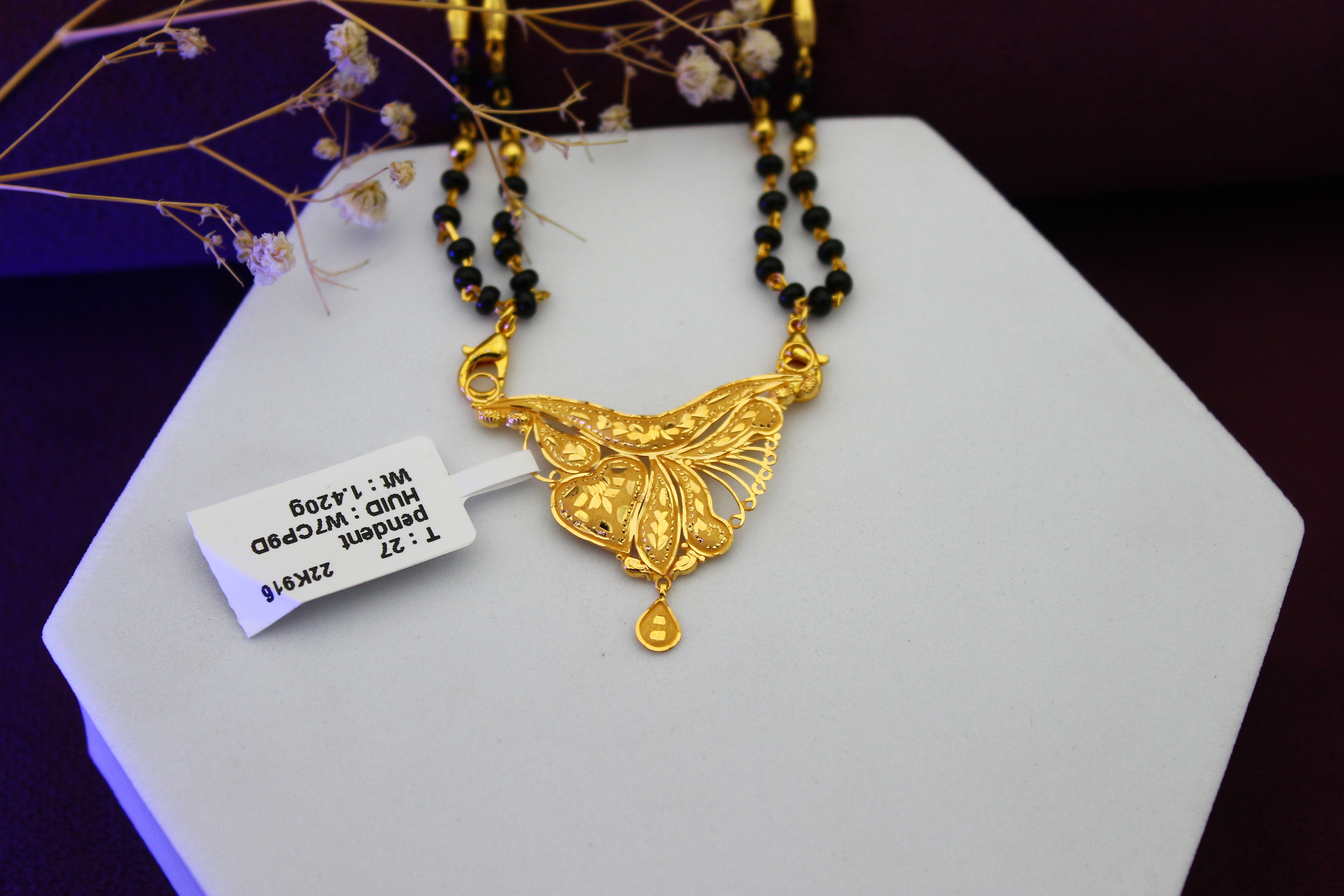 PENDANT (GOLD PENDANT)