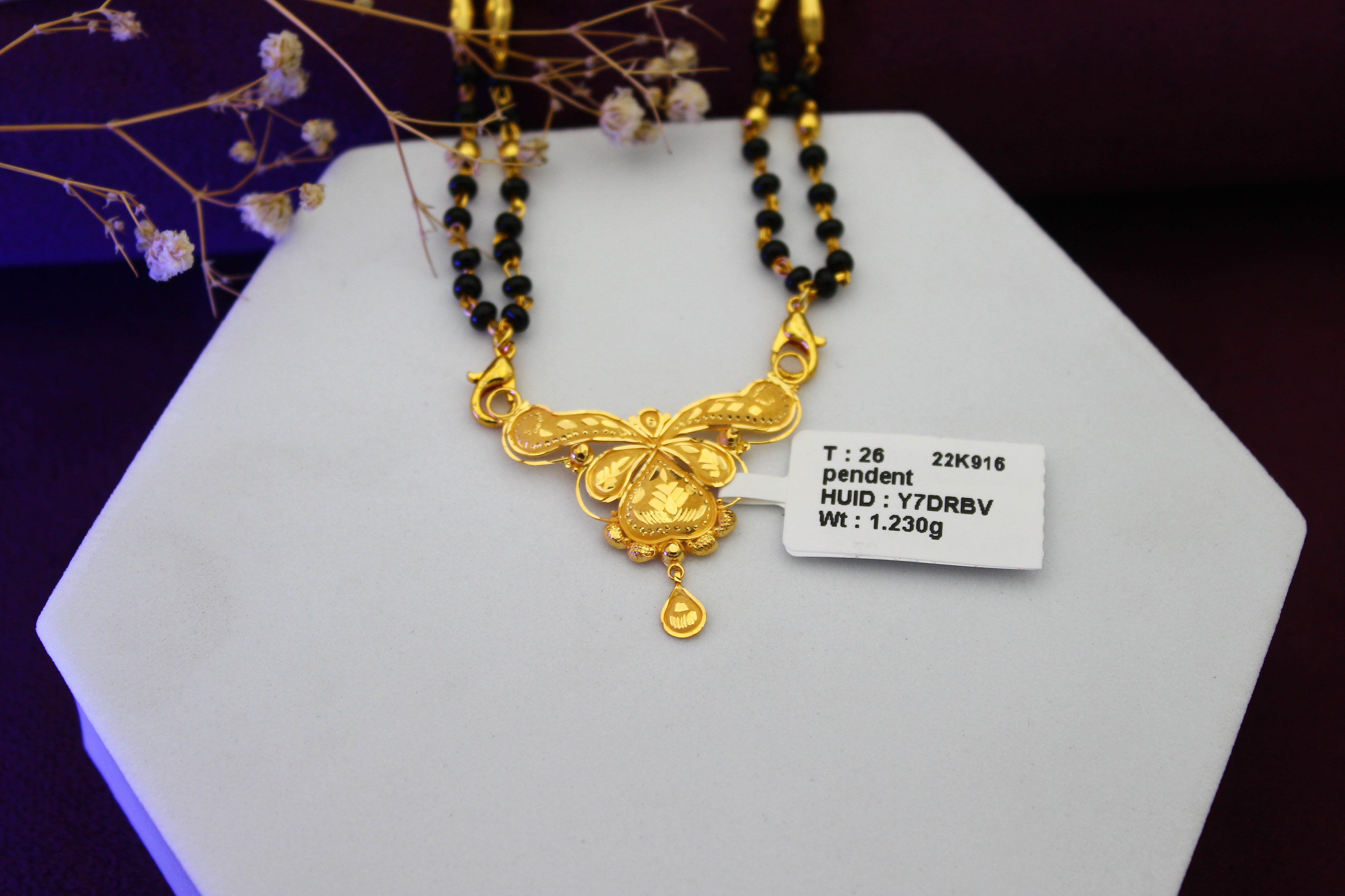 PENDANT (GOLD PENDANT)