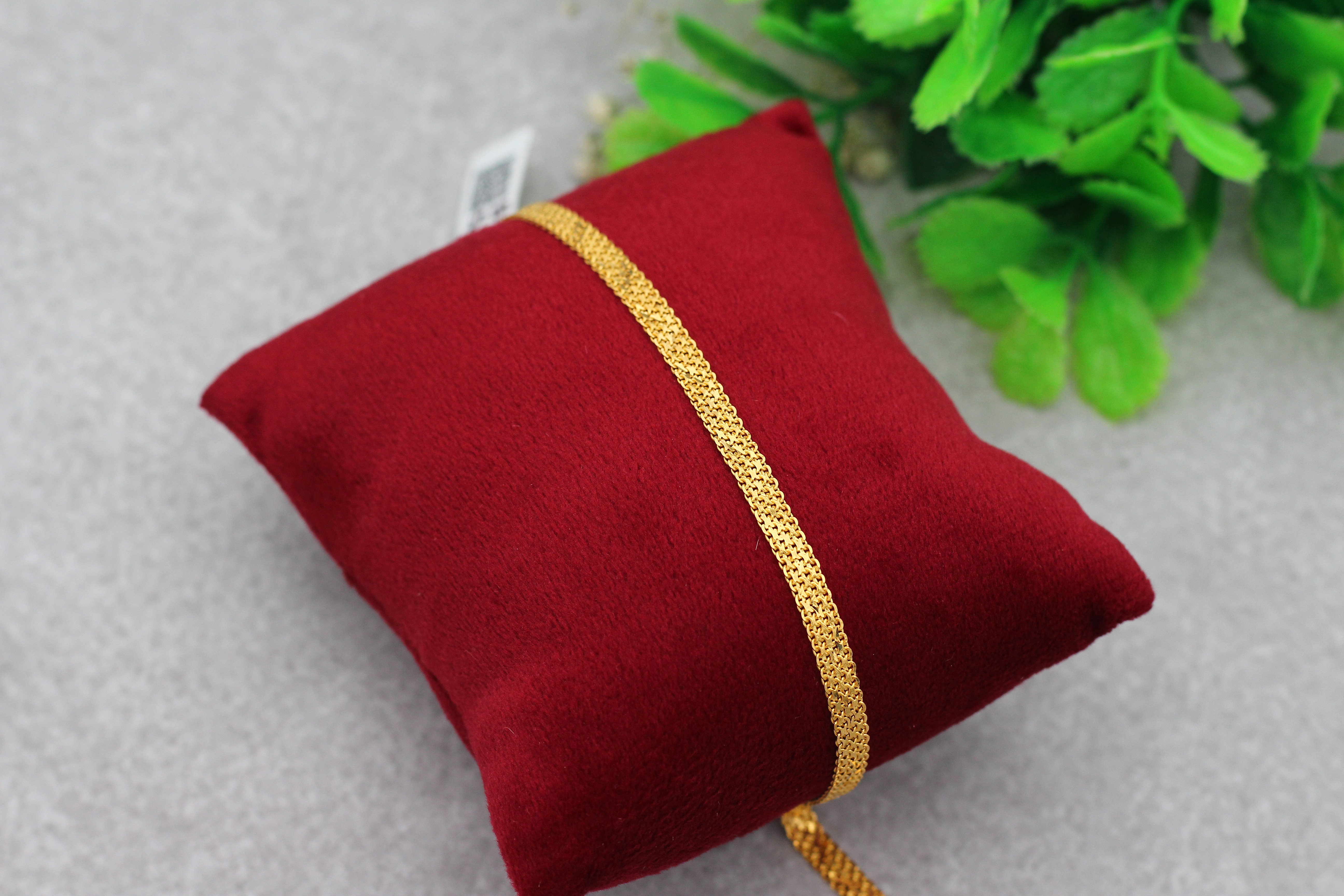 BRACELET (GOLD BRACELET)