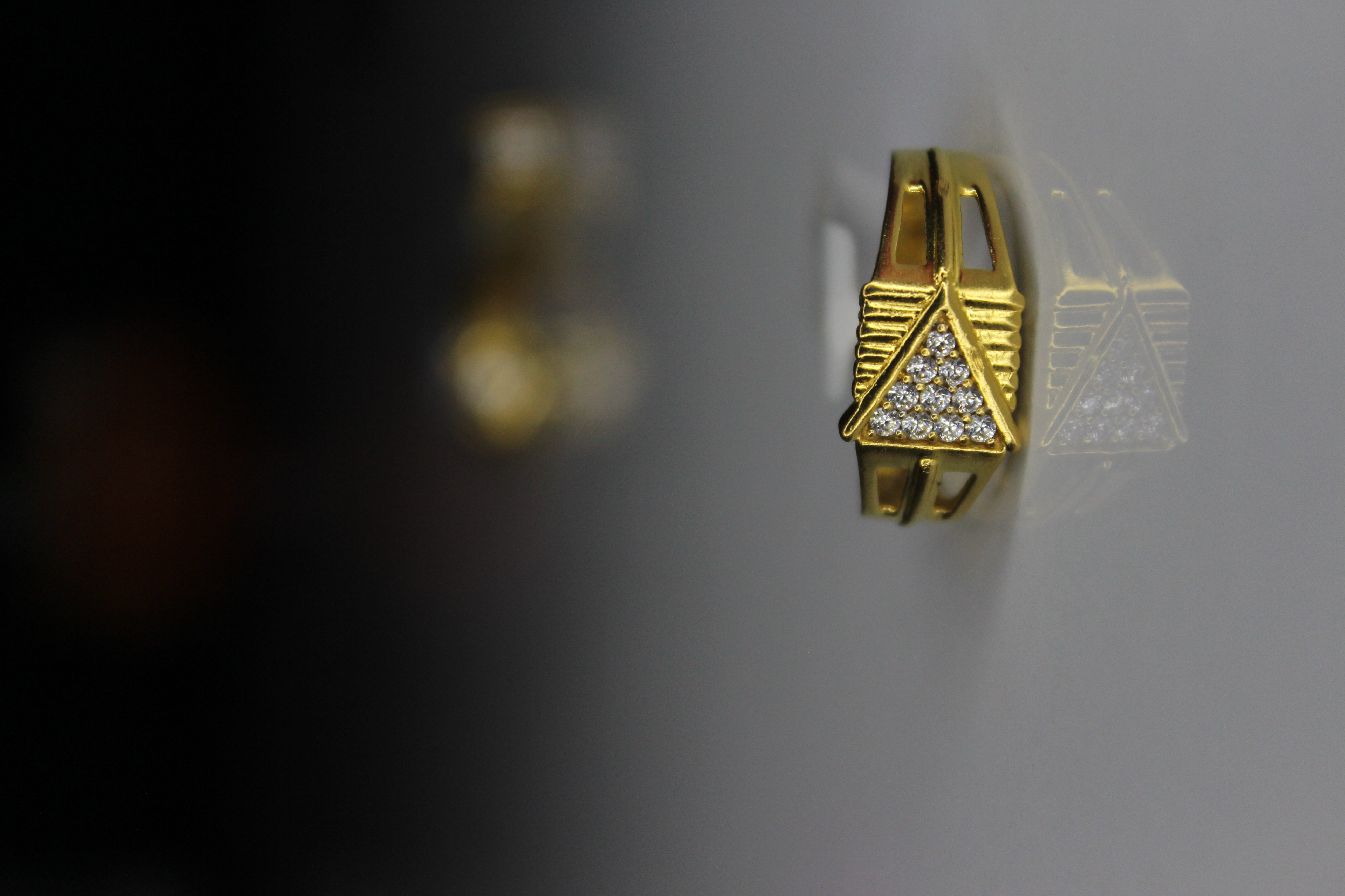 GENTS DESIGN GOLD RING 