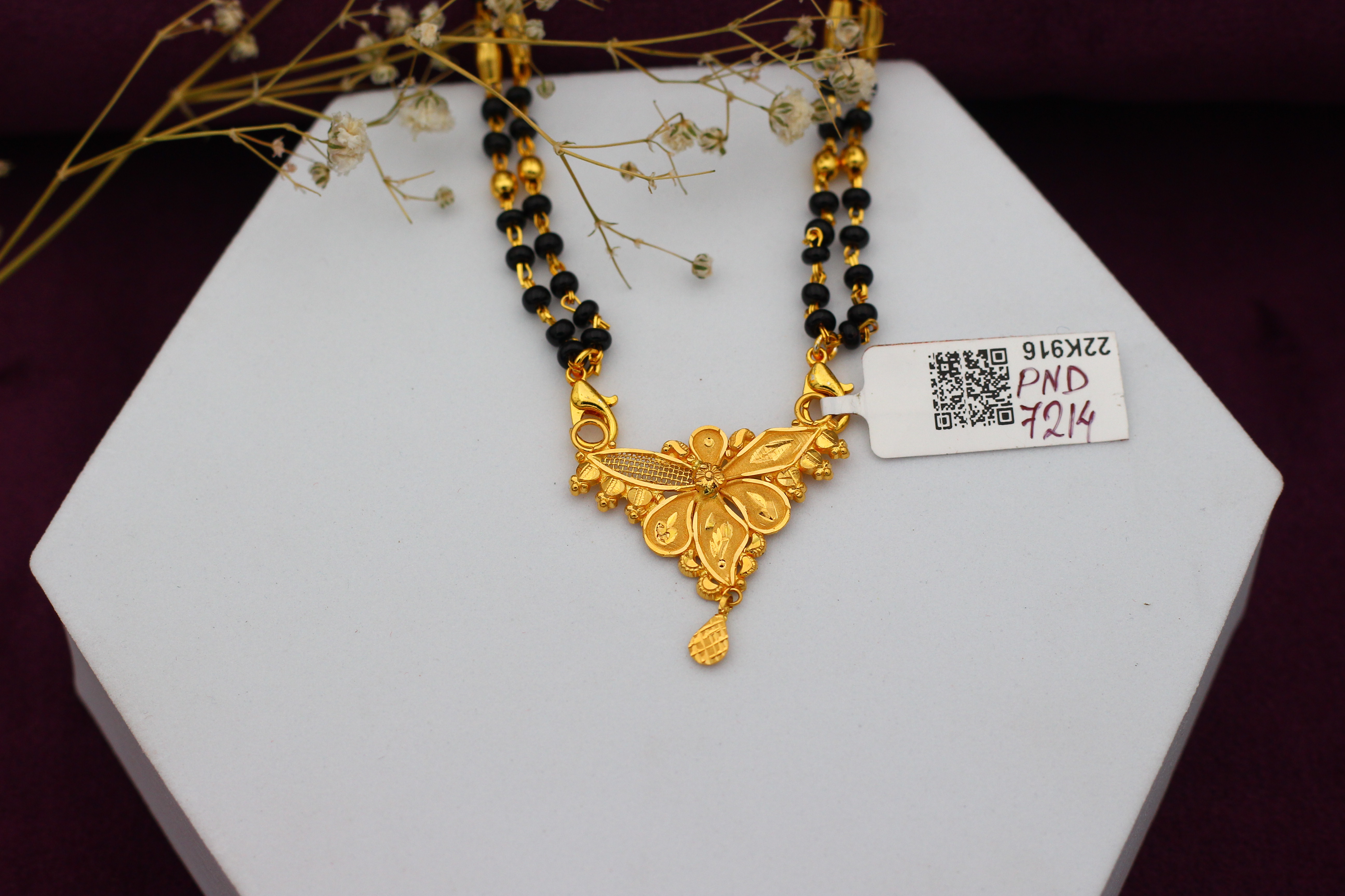 PENDANT (GOLD PENDANT)